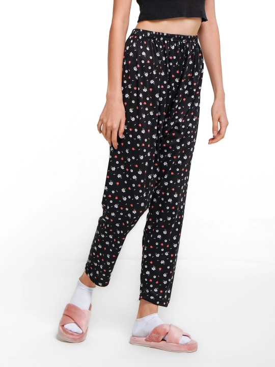Ayollar uchun shimlar, pijama, uy uchun