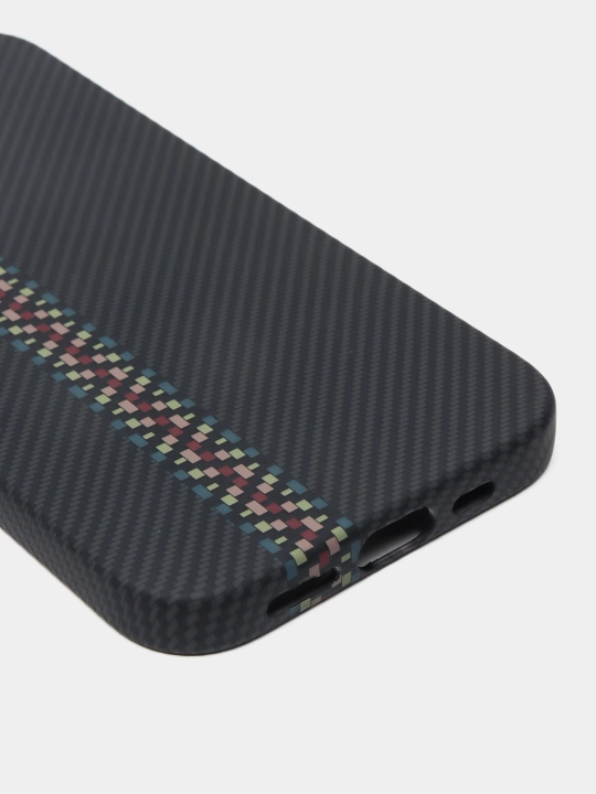 IPhone 13, 14, 15, 16 Pro, Pro Max uchun Magsafe karbon g'iloflar