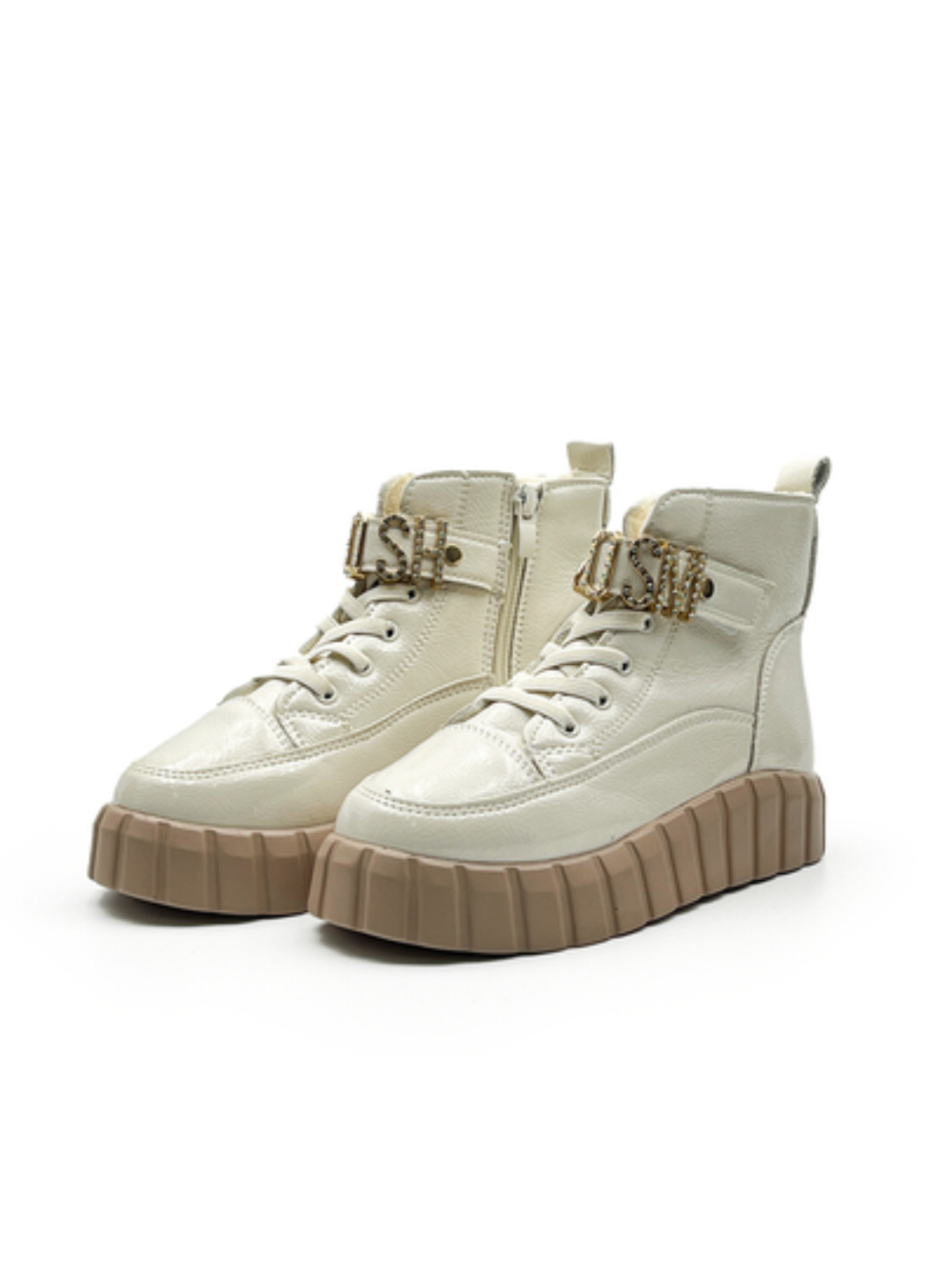 Yalangoch qizlarga sonli etiklar