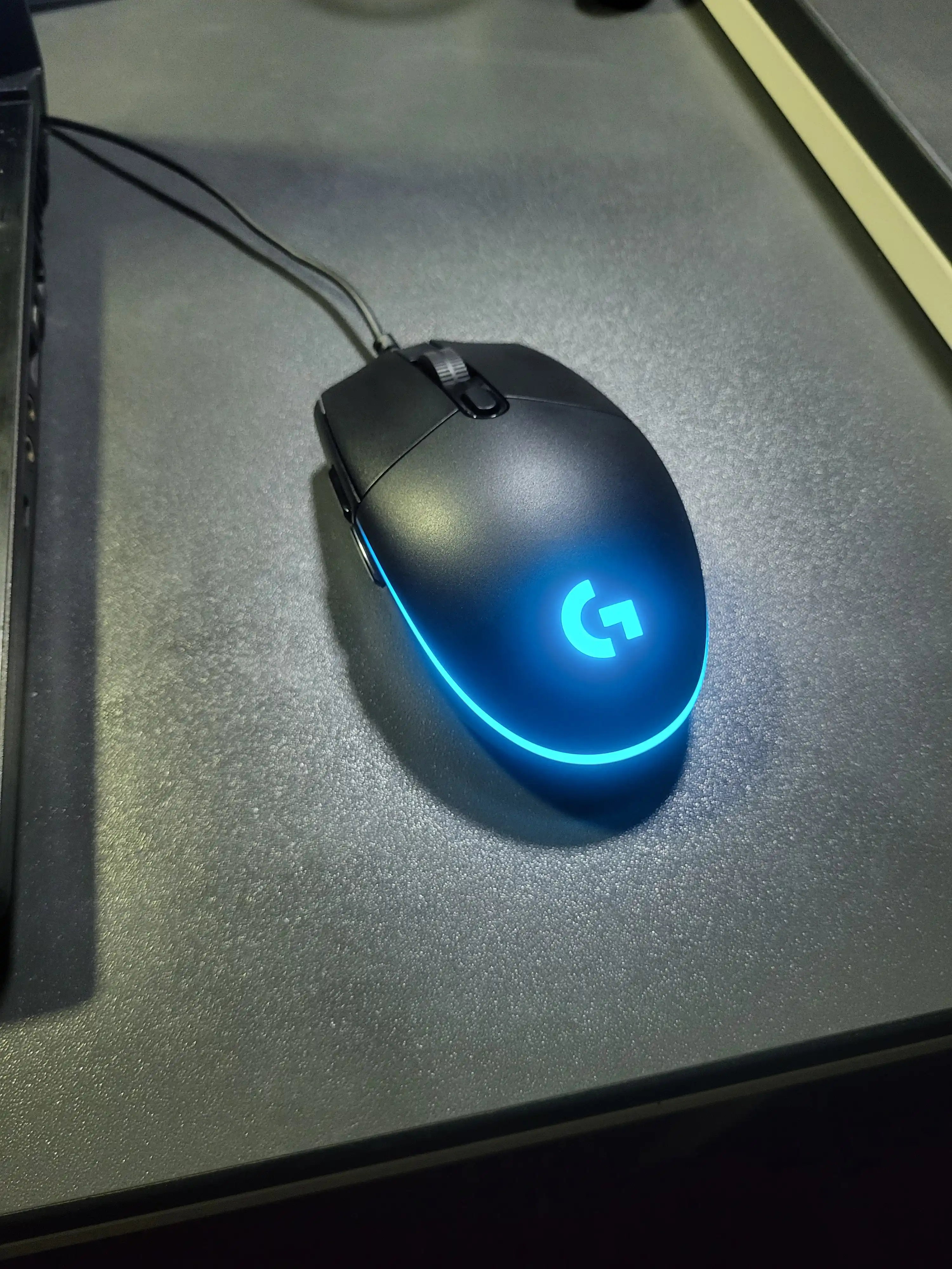 Игровая мышь Logitech G102 Lightsync Black проводная