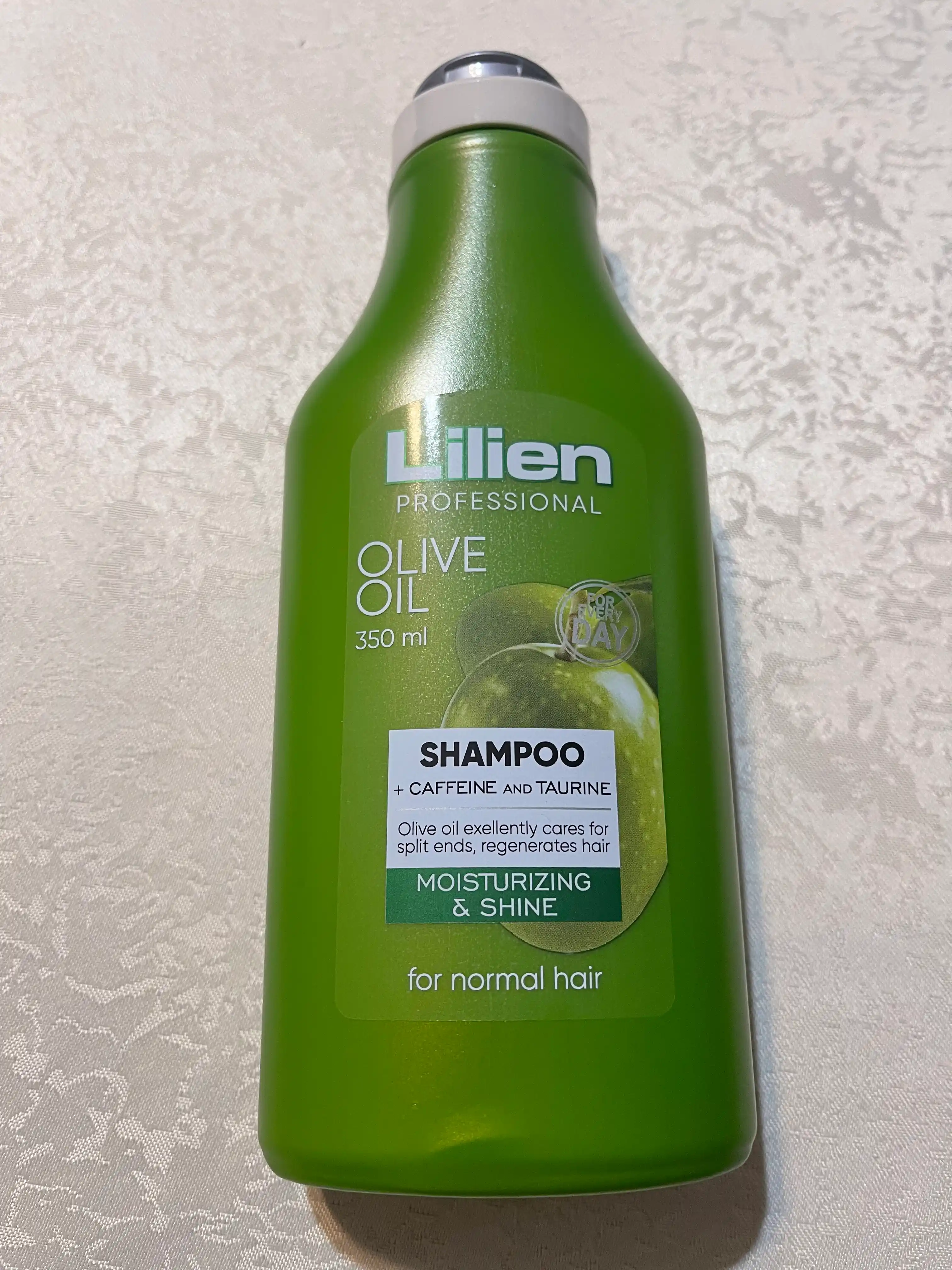Yog'li sochlar uchun professional shampun zaytun moyi Lilien, 350 ml