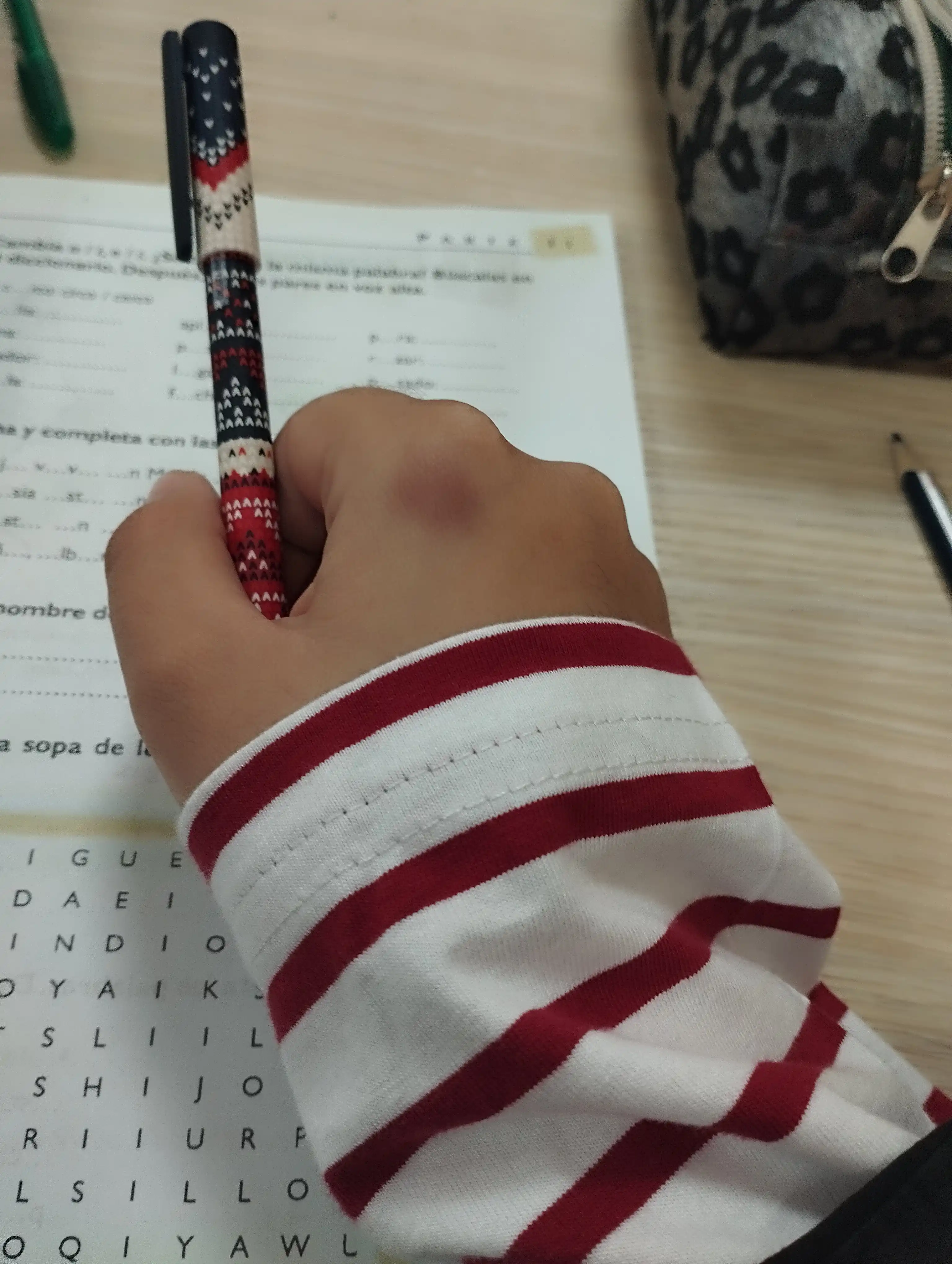 Ayollar uchun uzun yengli longsliv paxtadan