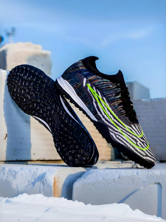 Professional butsi va sorokonojka Phantom GX Elite TF va FG futbol butsalari