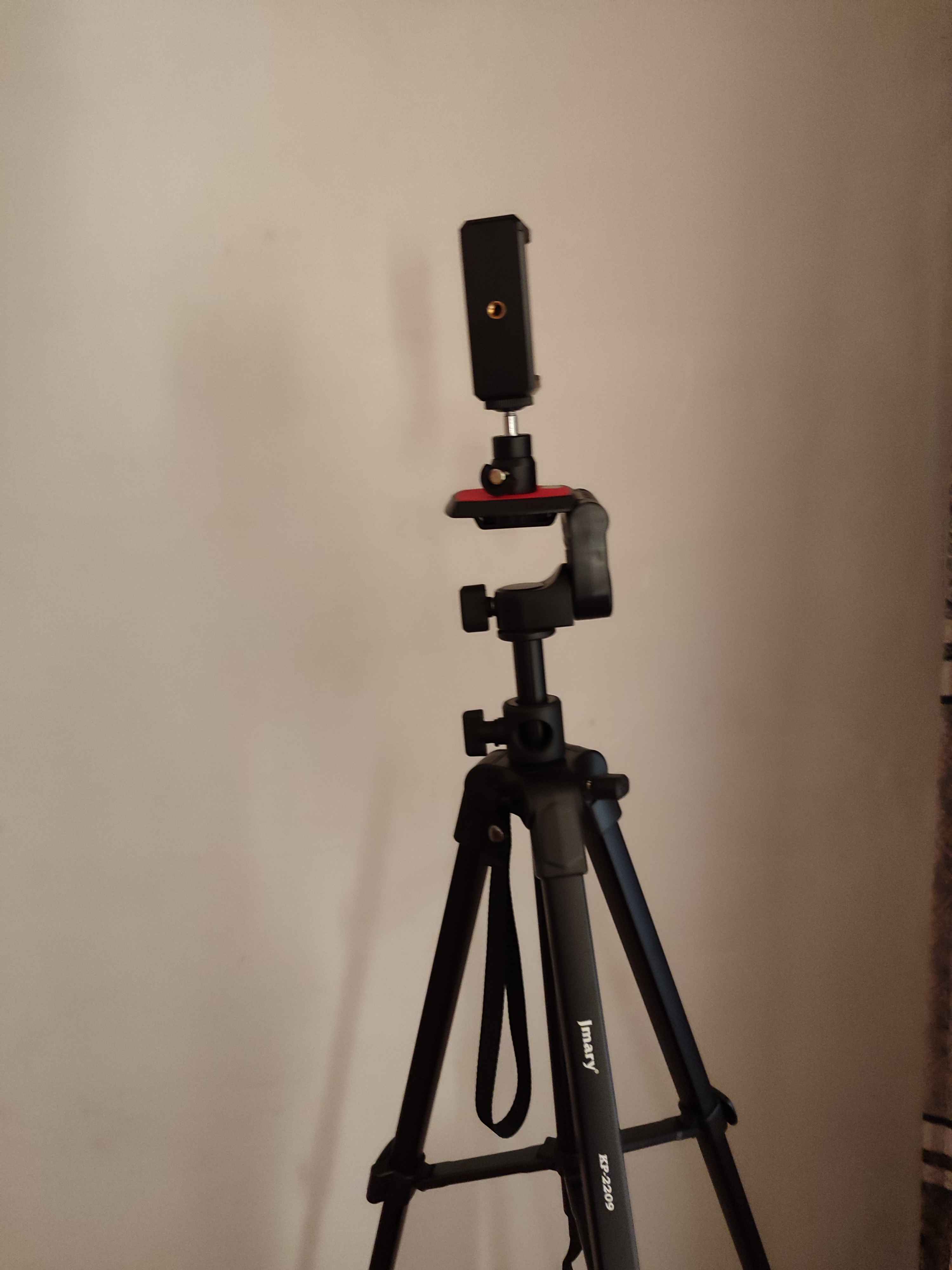 Штатив Jmary kp 2209 с держателем для телефона и фотоаппарата