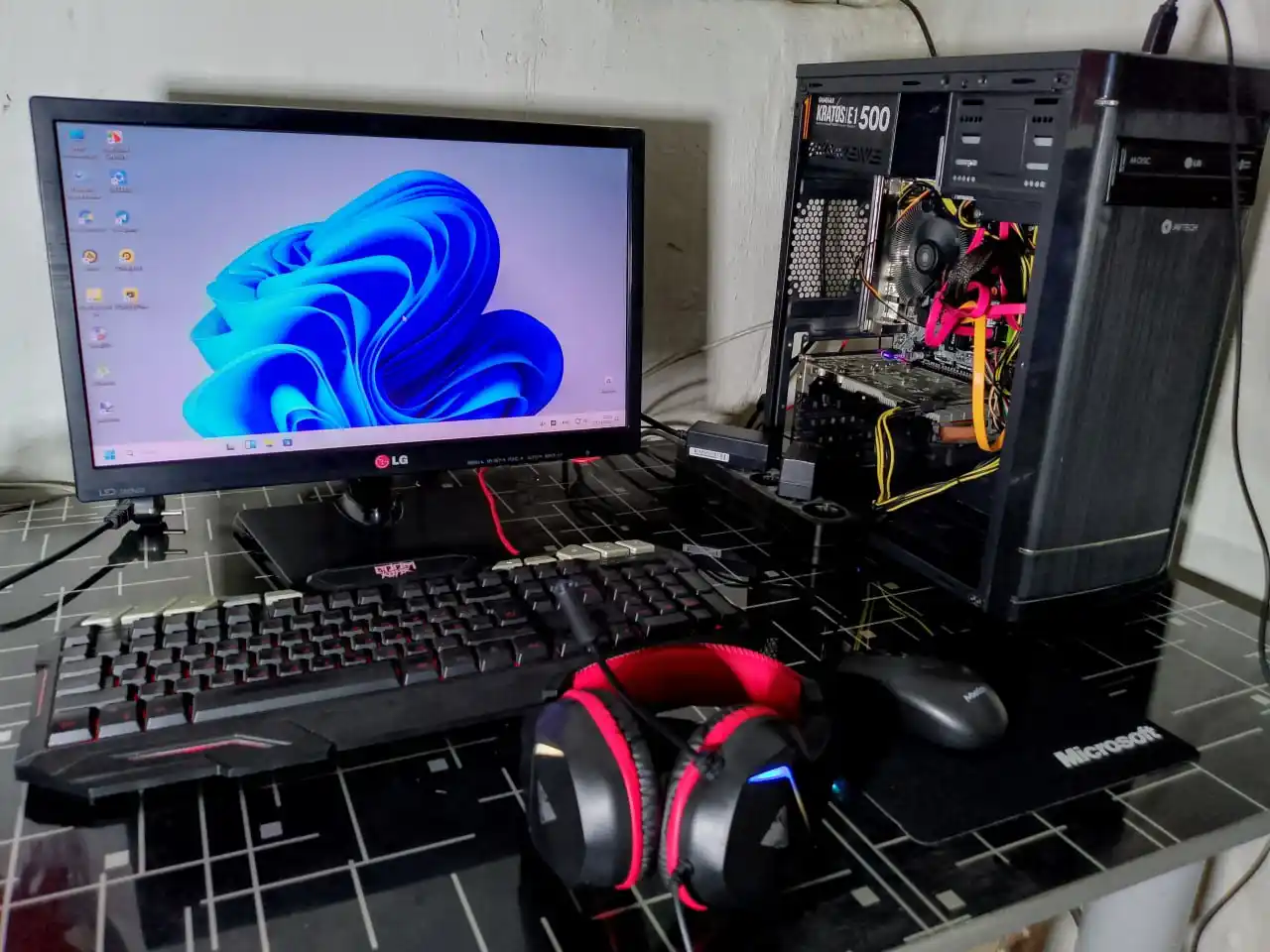 Protsesor Intel Core i3, i5, i7, 2500 2400 3470 3570 OEM ona platalarga soket 1155 DDR3