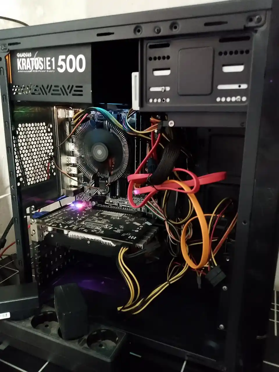 Protsesor Intel Core i3, i5, i7, 2500 2400 3470 3570 OEM ona platalarga soket 1155 DDR3