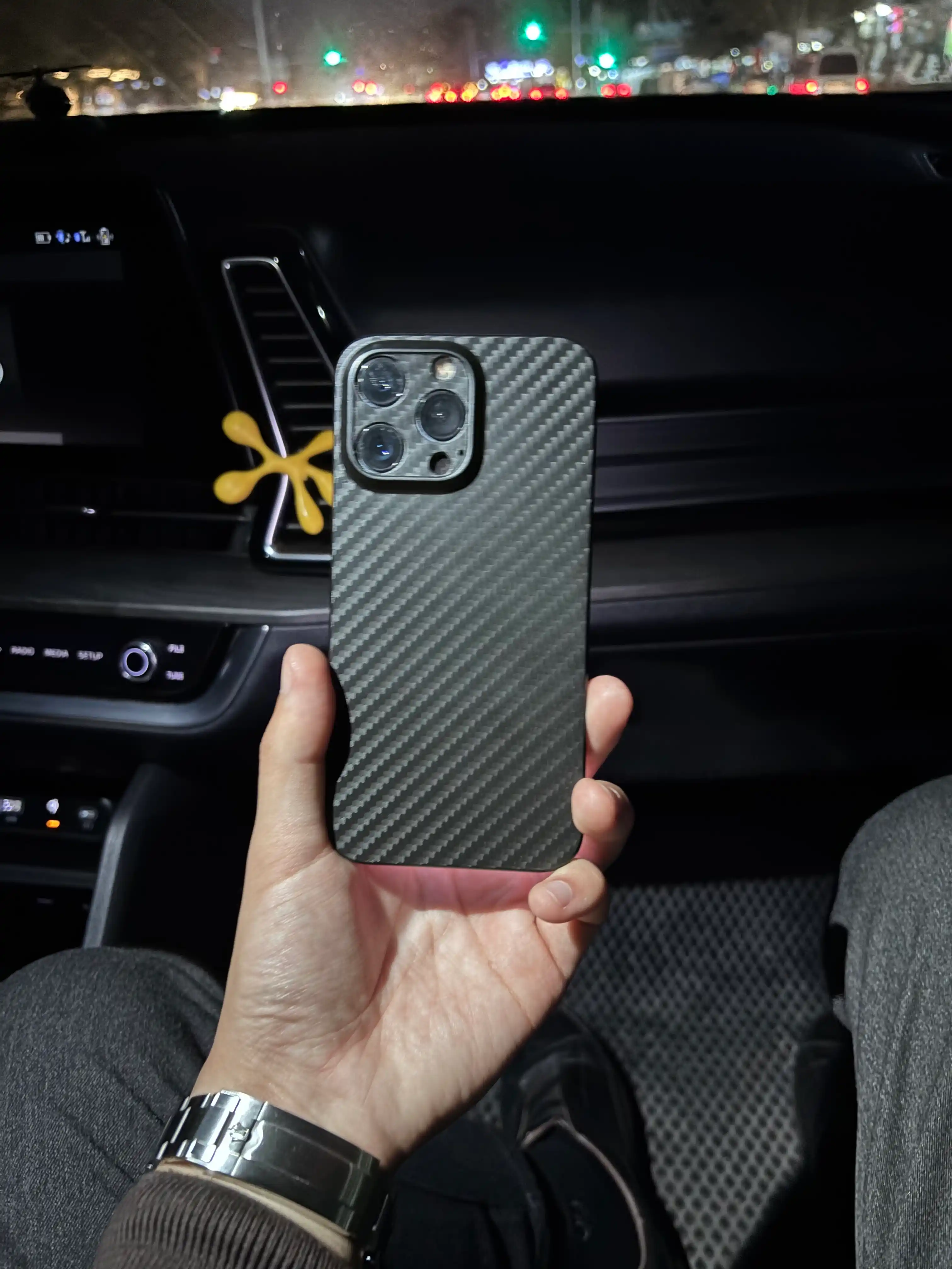 Чехол в стиле карбона, для iPhone X, XR, XS, 11, 12, 13, 14, 15, 16 Pro, Max, Mini, Plus