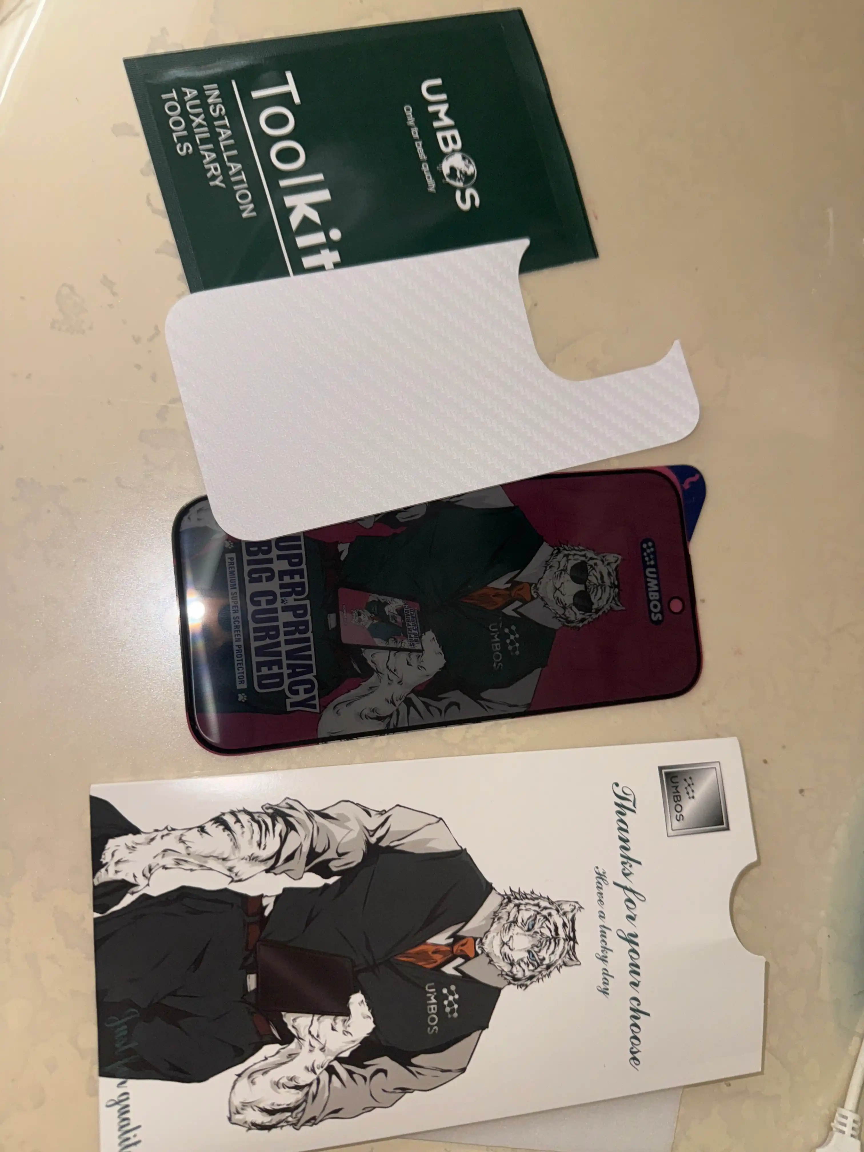 Защитное стекло, антишпион для iPhone 16 PRO MAX 16 PRO