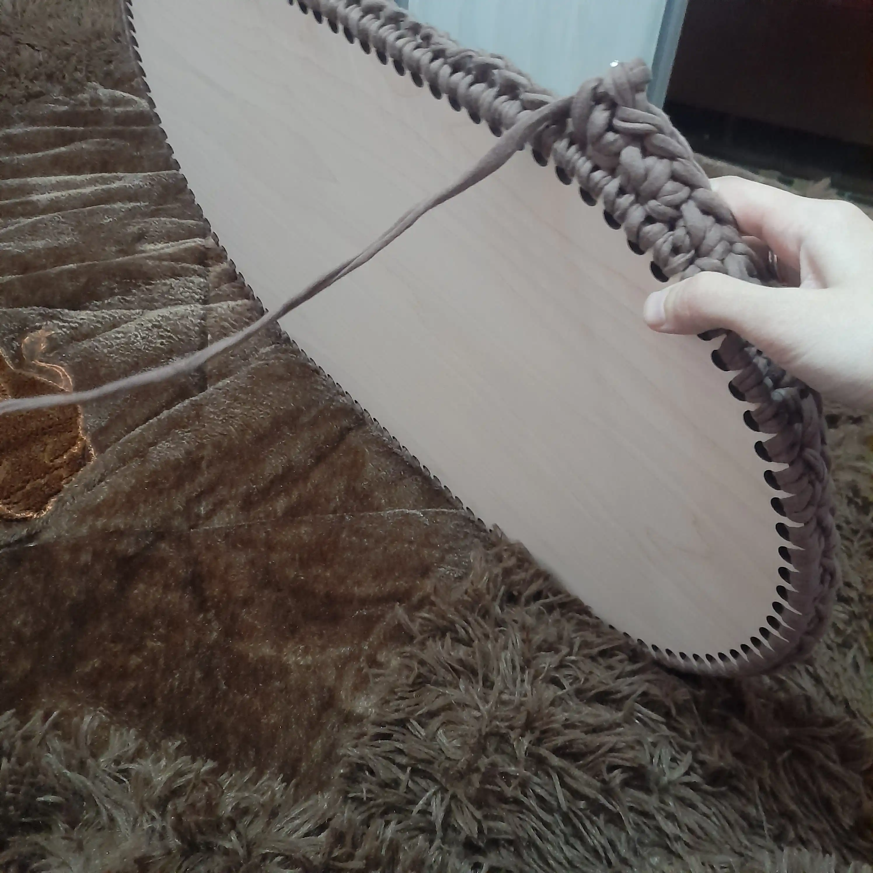 Beshikning pastki qismi faneradan, 60 dan 35 sm gacha