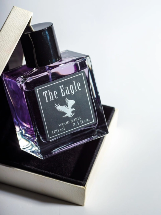 Parfyumlangan suv erkaklar uchun The Eagle Wood & Iris, 100 ml