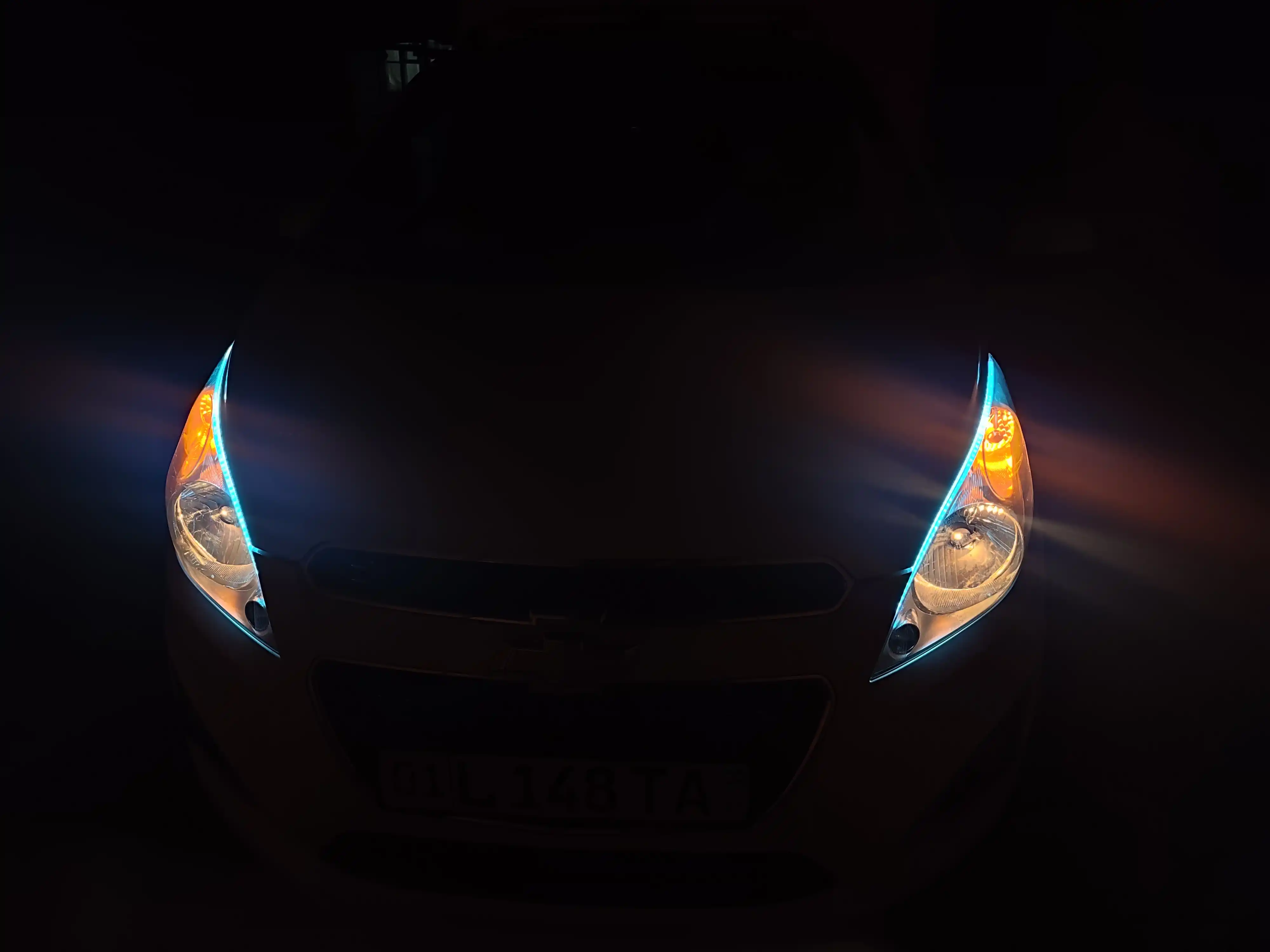 Avtomobil faralari uchun svetadiotli LED lenta, RGB, boshqaruv pulti bilan, 60 sm