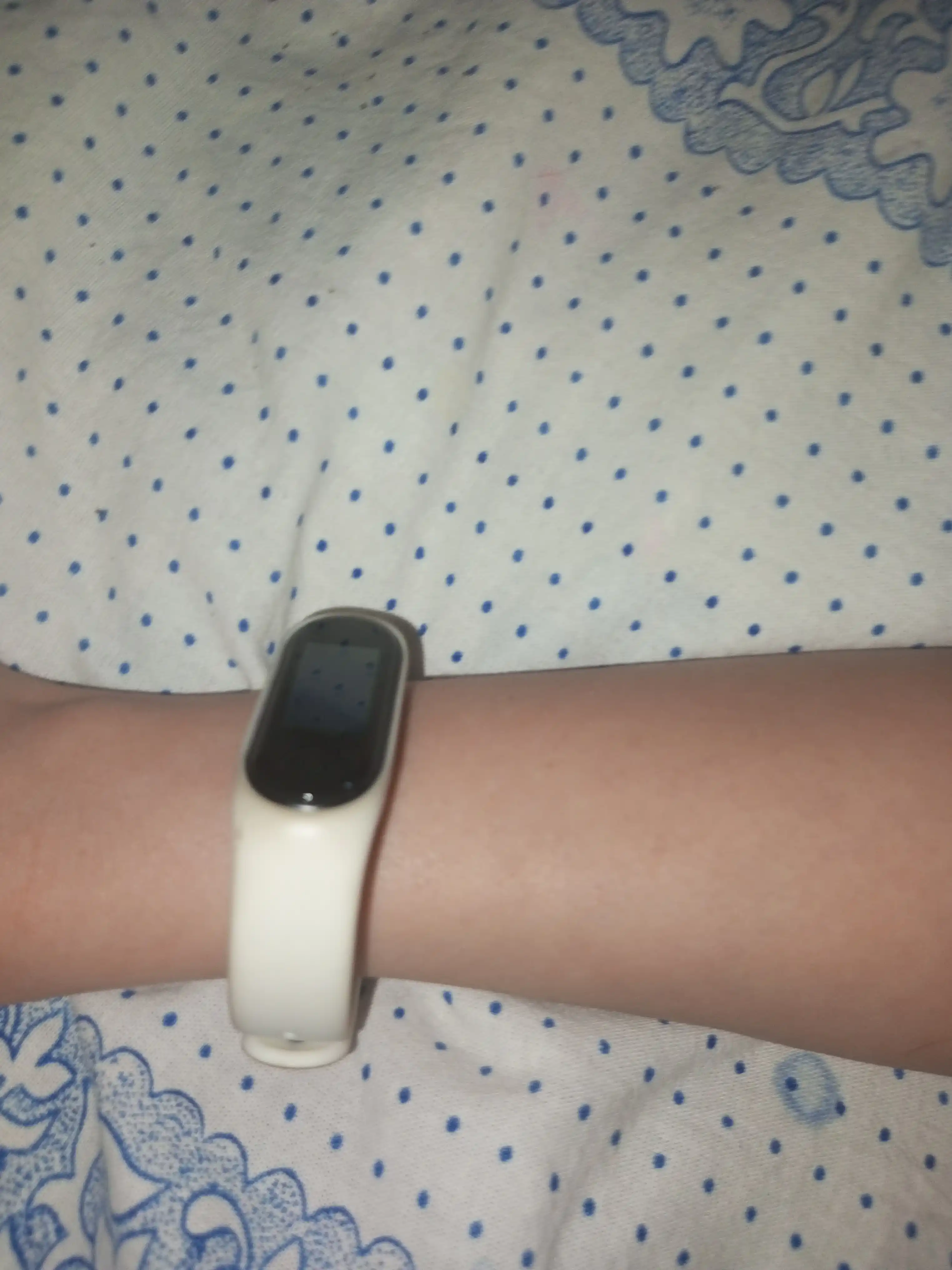 Ремешок для часов Xiaomi Mi Band 5/6/7 силиконовый