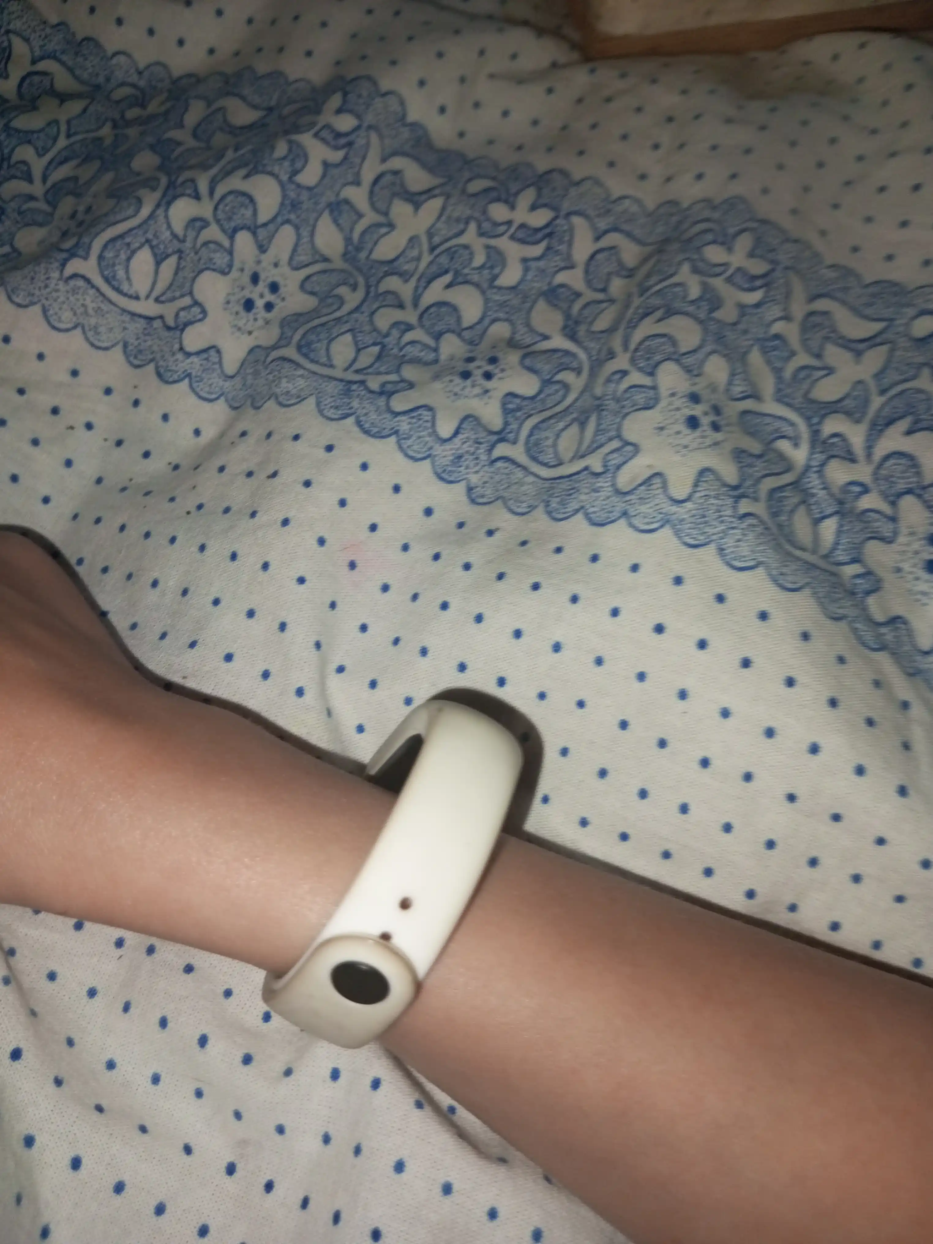 Ремешок для часов Xiaomi Mi Band 5/6/7 силиконовый