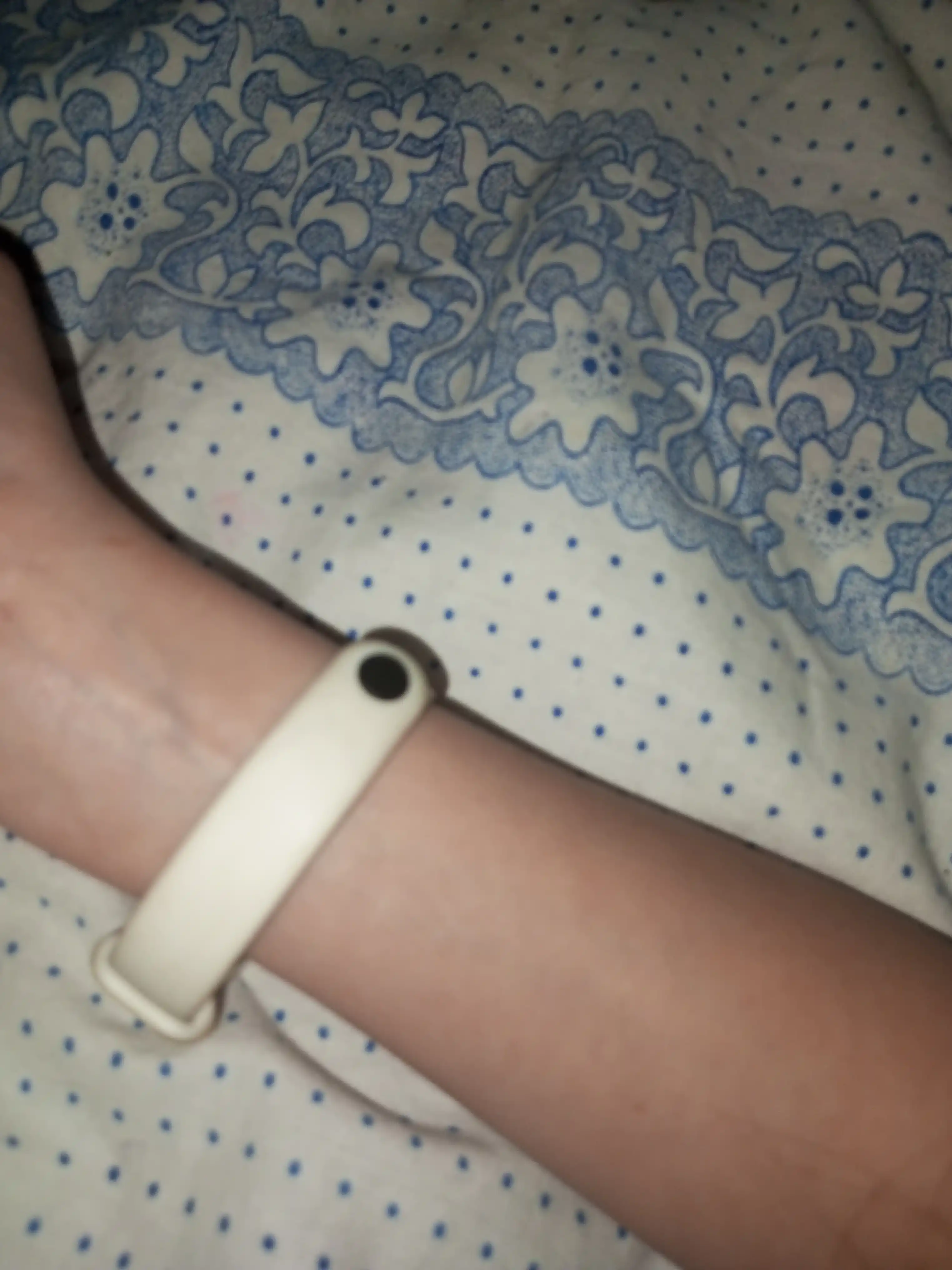 Ремешок для часов Xiaomi Mi Band 5/6/7 силиконовый