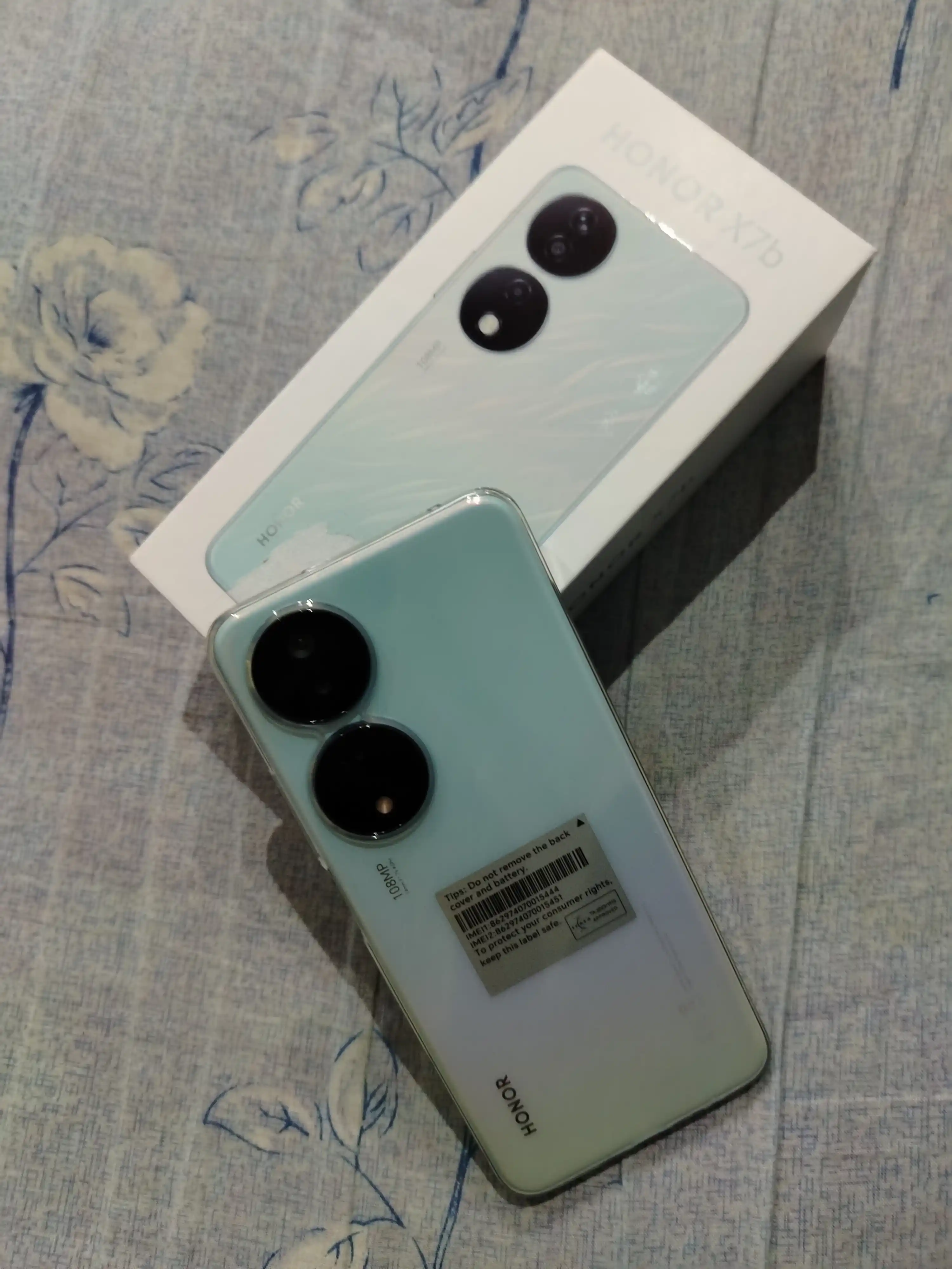 Smartfon Honor X7b 8/128GB, 6/256GB, katta 6.8 FullHD+ ekran, LTE