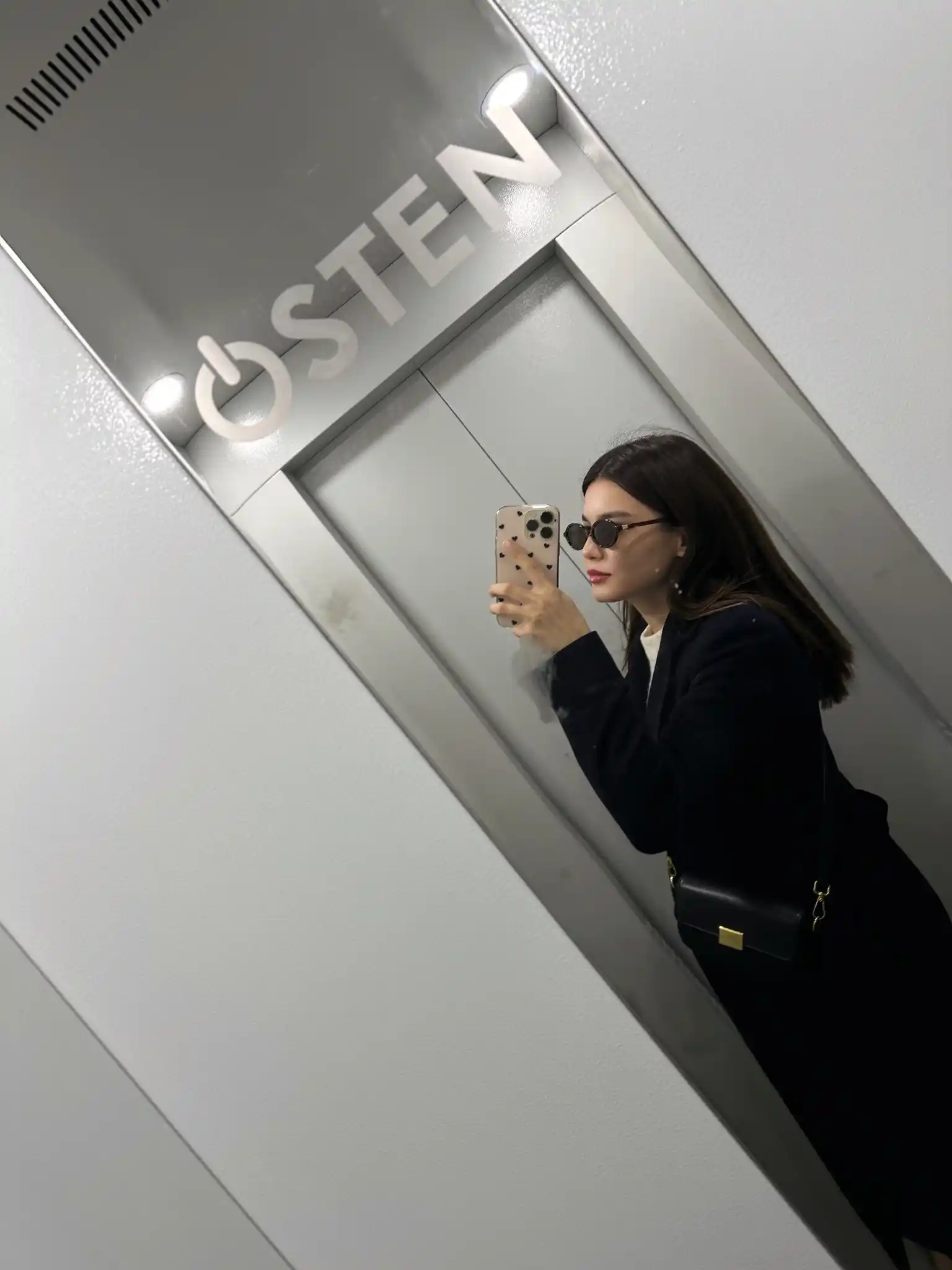 Quyoshdan himoya ko'zoynaklar, ayollar uchun