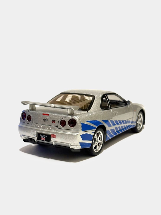 Металлическая игрушечная машинка Mercedes-Benz AMG 6.3, Nissan Skyline, "Jinlifang" 1:24