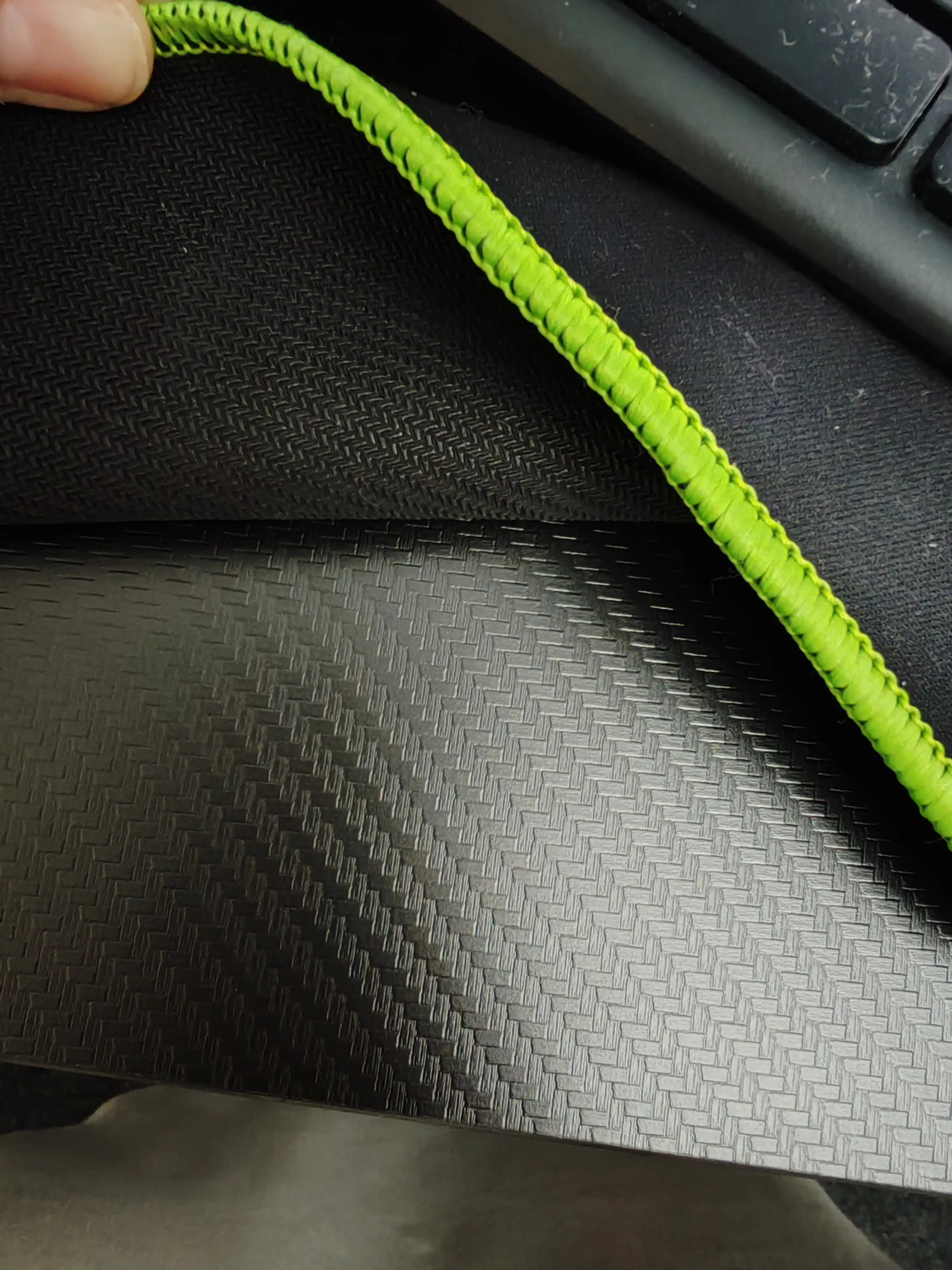 O'yin uchun elektrik, kompyuter stoli Gamemax D140-Carbon-EC