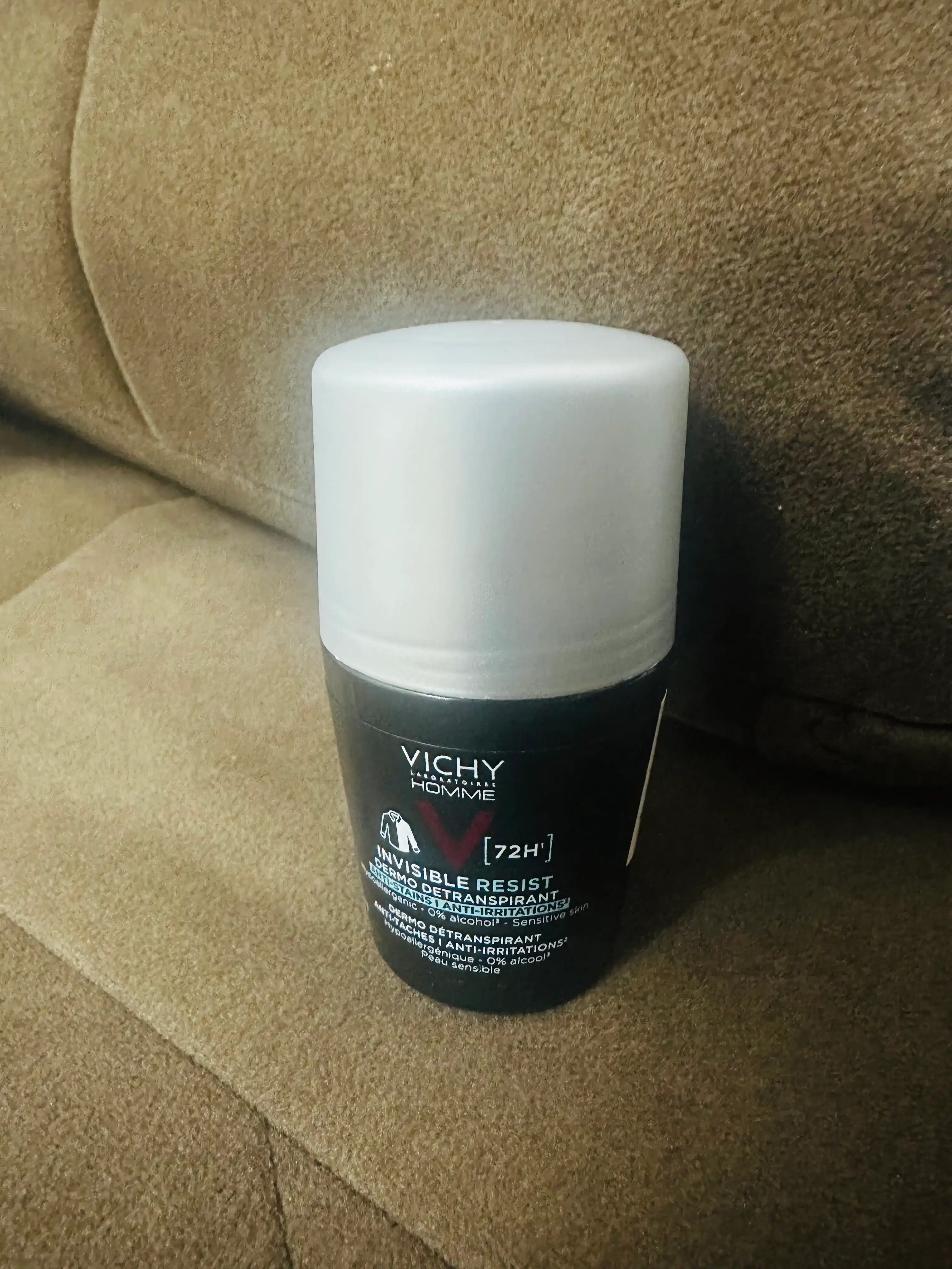 Vichy Homme Invisible Шариковый дезодорант-антиперспирант для мужчин, 50 мл
