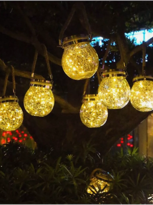 Quyosh batareyalaridagi lampa idishi
