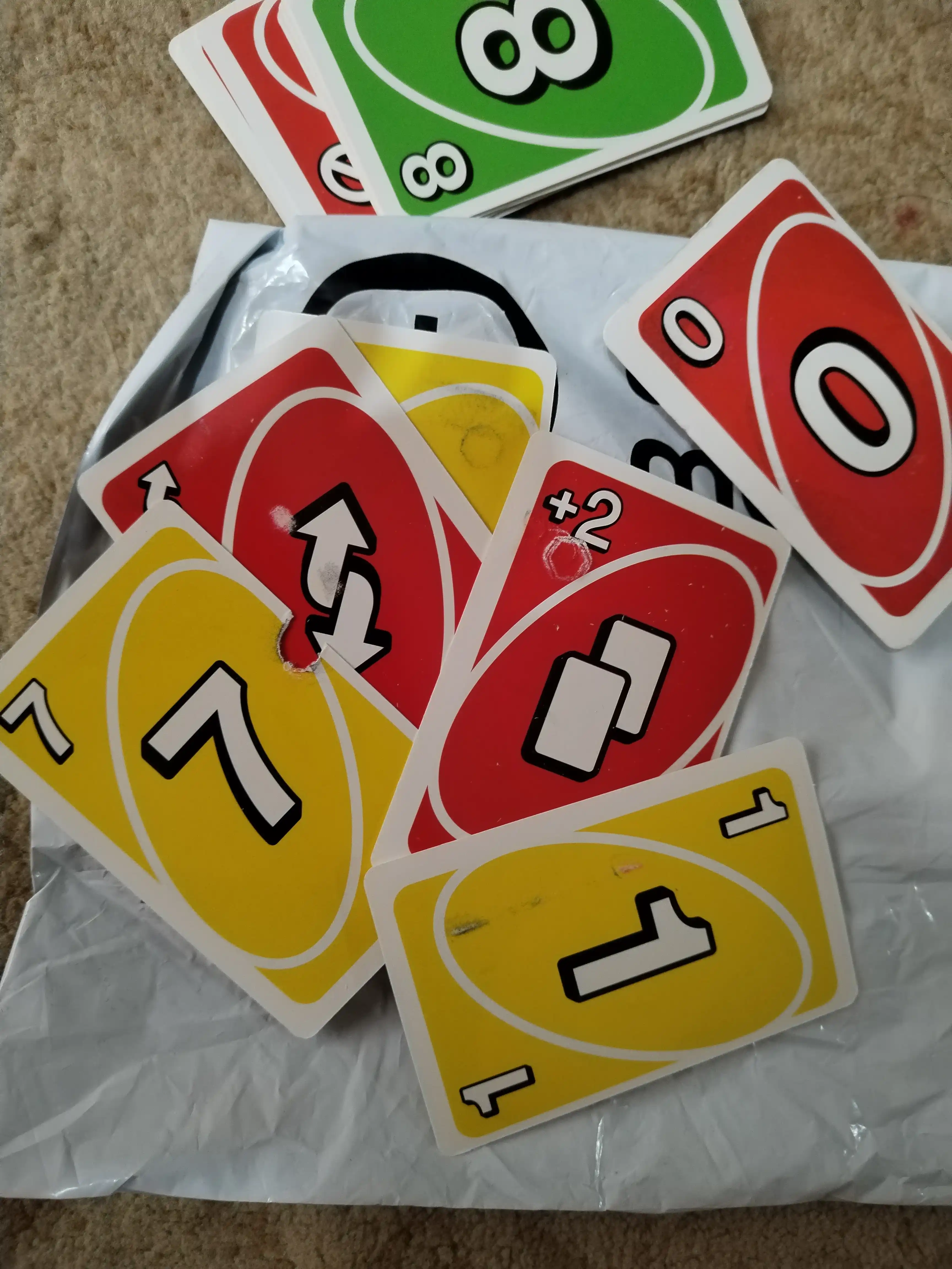 UNO stol o'yini, Memo, Dos, Uno wild kartalari, flip, Minecraft, Mafiya, Skibidi toilet