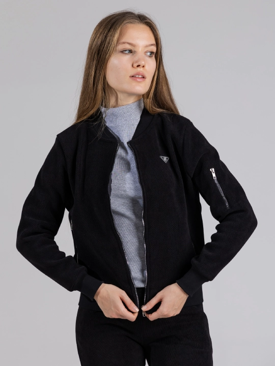 Bumbacel ayollar uchun bomber jaket va shimlar to‘plam