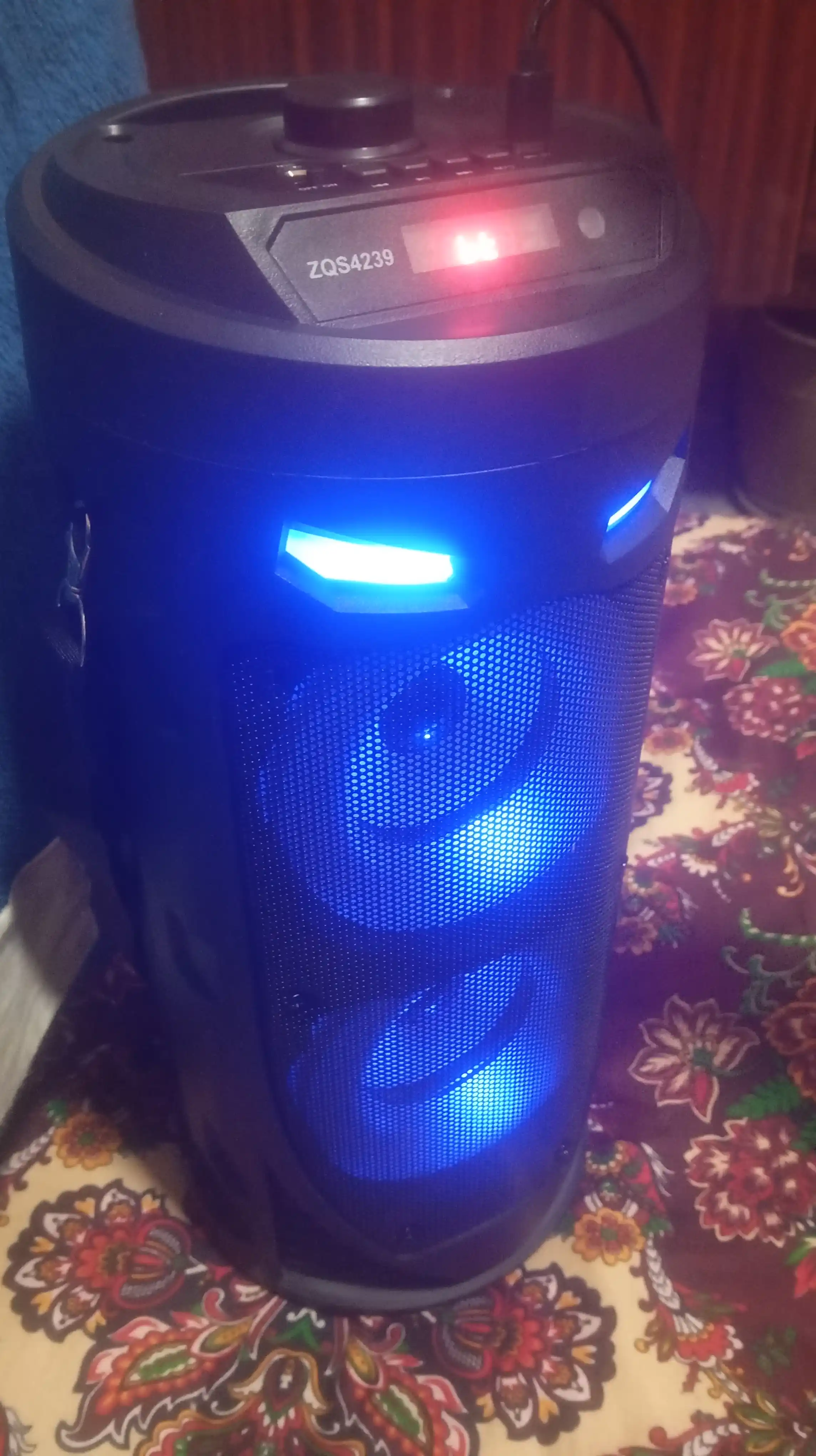 Portativ simsiz kolonka Sing-e, musiqali karaoke, Bluetooth, mikrofon sovg'aga