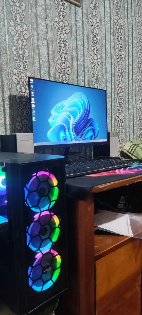 Игровой компьютер с процессором Core i7, 16 ГБ оперативной памяти, 512 ГБ SSD, RX 580 8 ГБ