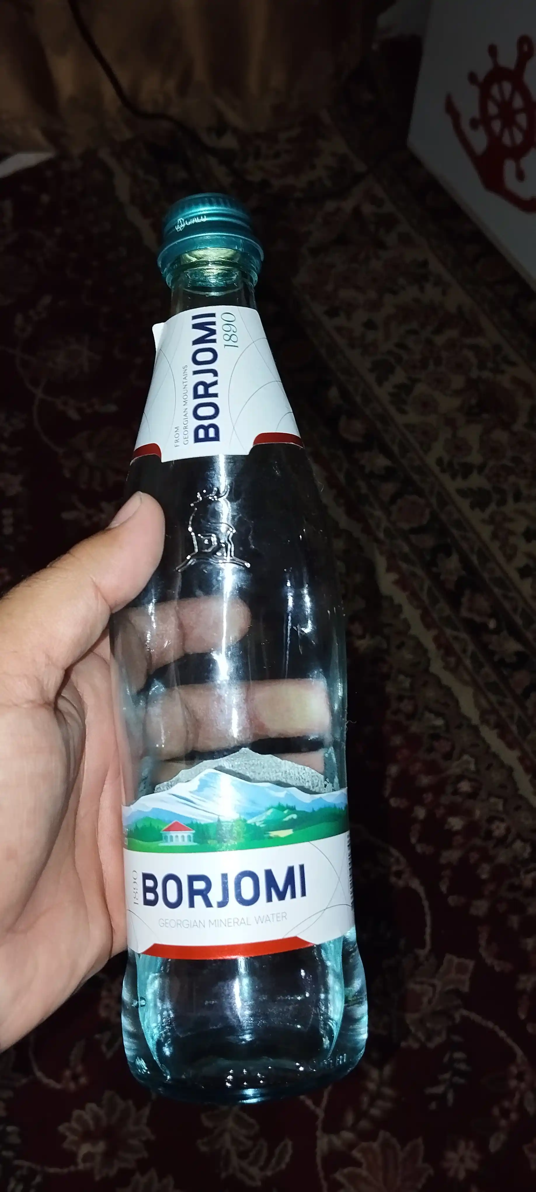 Минеральная вода Borjomi, стеклянная бутылка, 500 мл