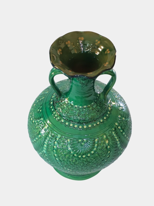Gul naqshli guldon, qo'l mehnati