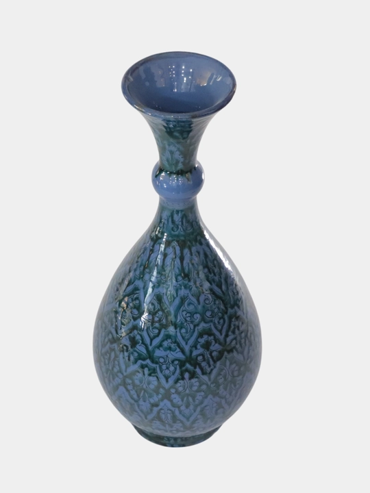 Gul naqshli guldon, qo'l mehnati