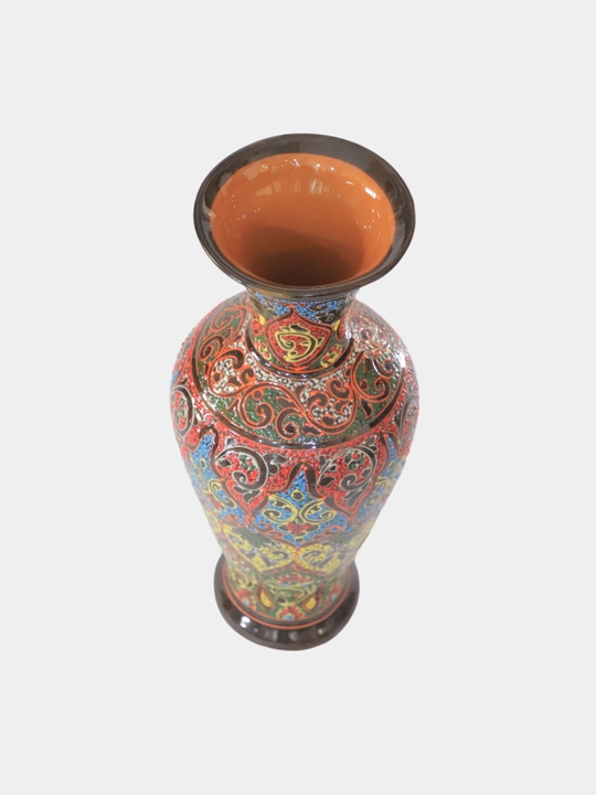 Gul naqshli guldon, qo'l mehnati