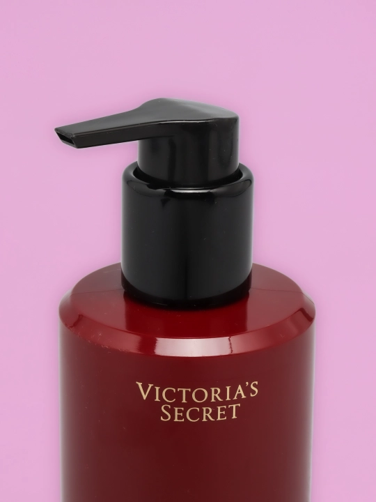Losyon tana uchun parfyumli Victoria's Secret