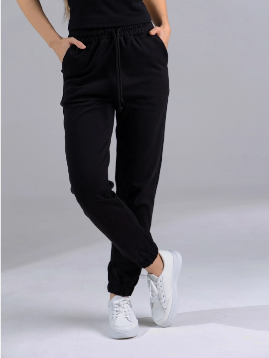 Bumbacel ayollar uchun bomber jaket va shimlar to‘plam