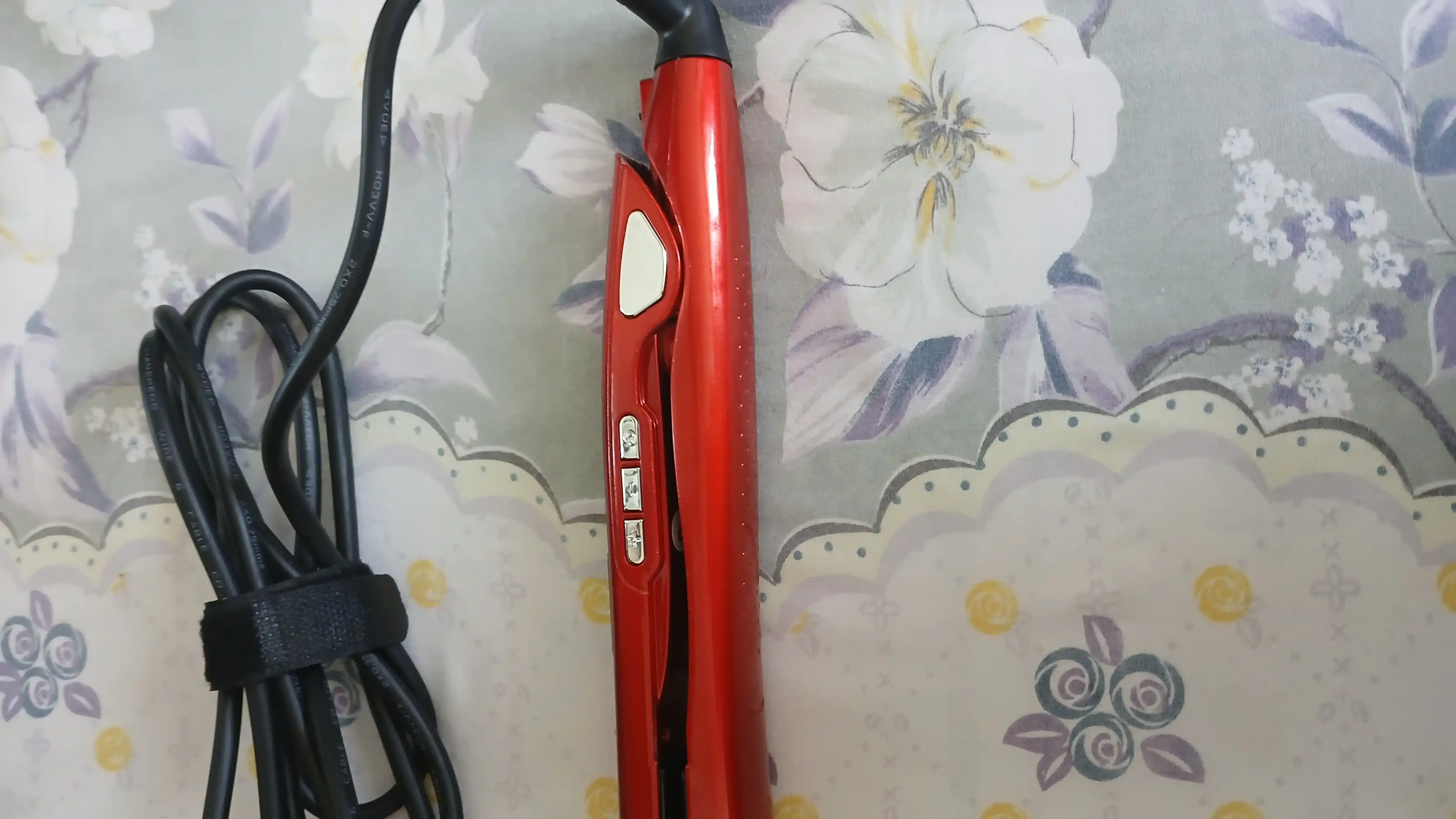 Professional soch tekislagich – uy va salon uchun mos
