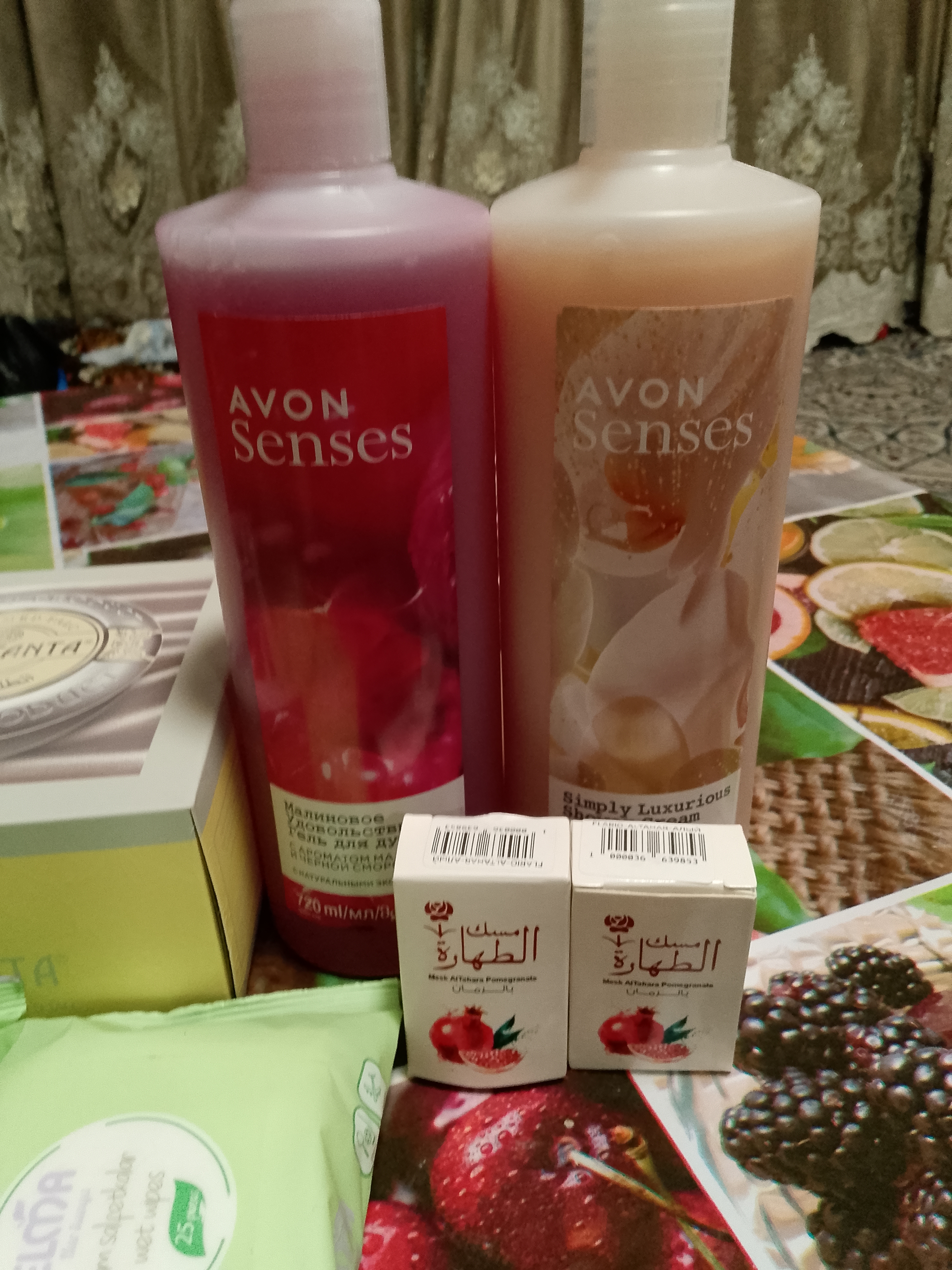 Гель для душа Avon, Малина и смородина, 720 мл