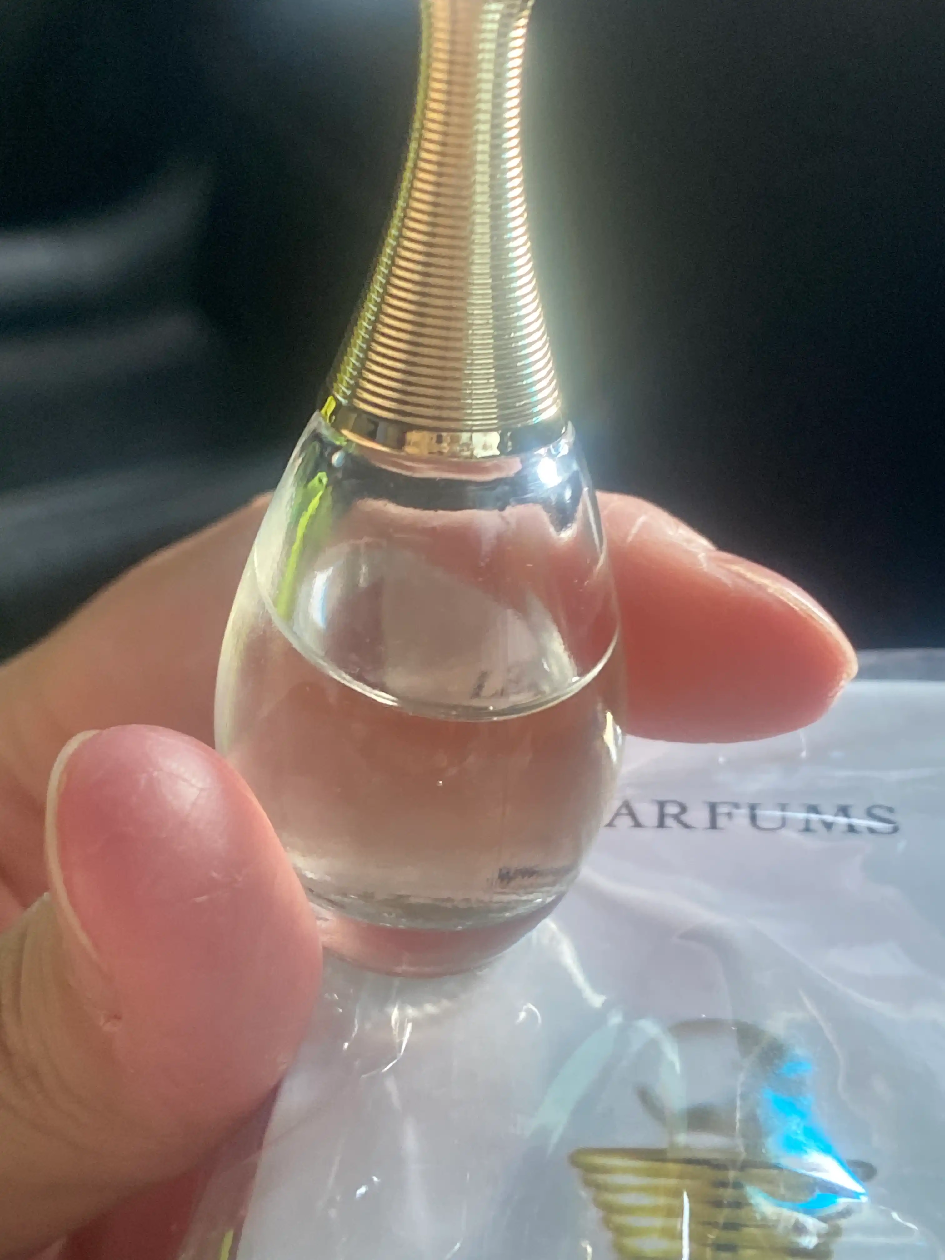 Sovg'a uchun atirlar to'plami Les Parfumes, ayollar va qizlar uchun, 5 tasi 1 da
