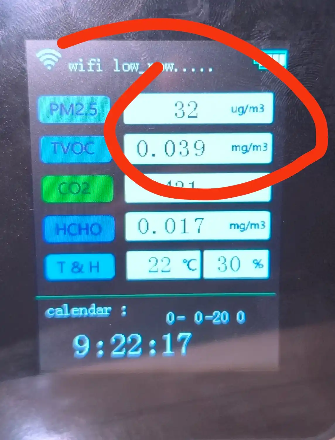 Aqlli havo sifatini aniqlash qurilmasi Tuya Wi-Fi PM2.5 TVOC CO2 CH2O