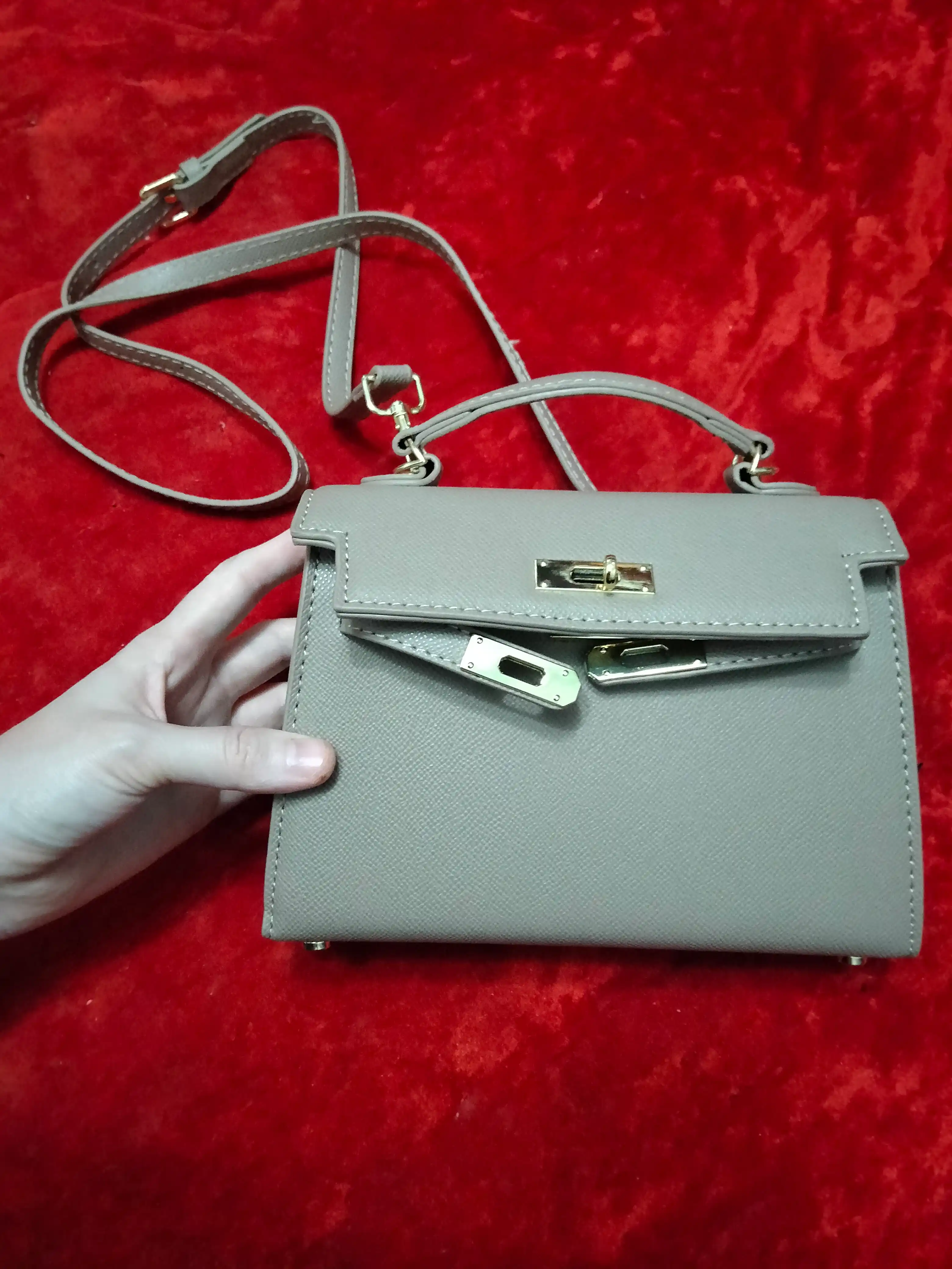 Hermes Kelly uslubidagi yelkaga o'sma kichkina ayollar sumkasi, sovg'a qizlar uchun