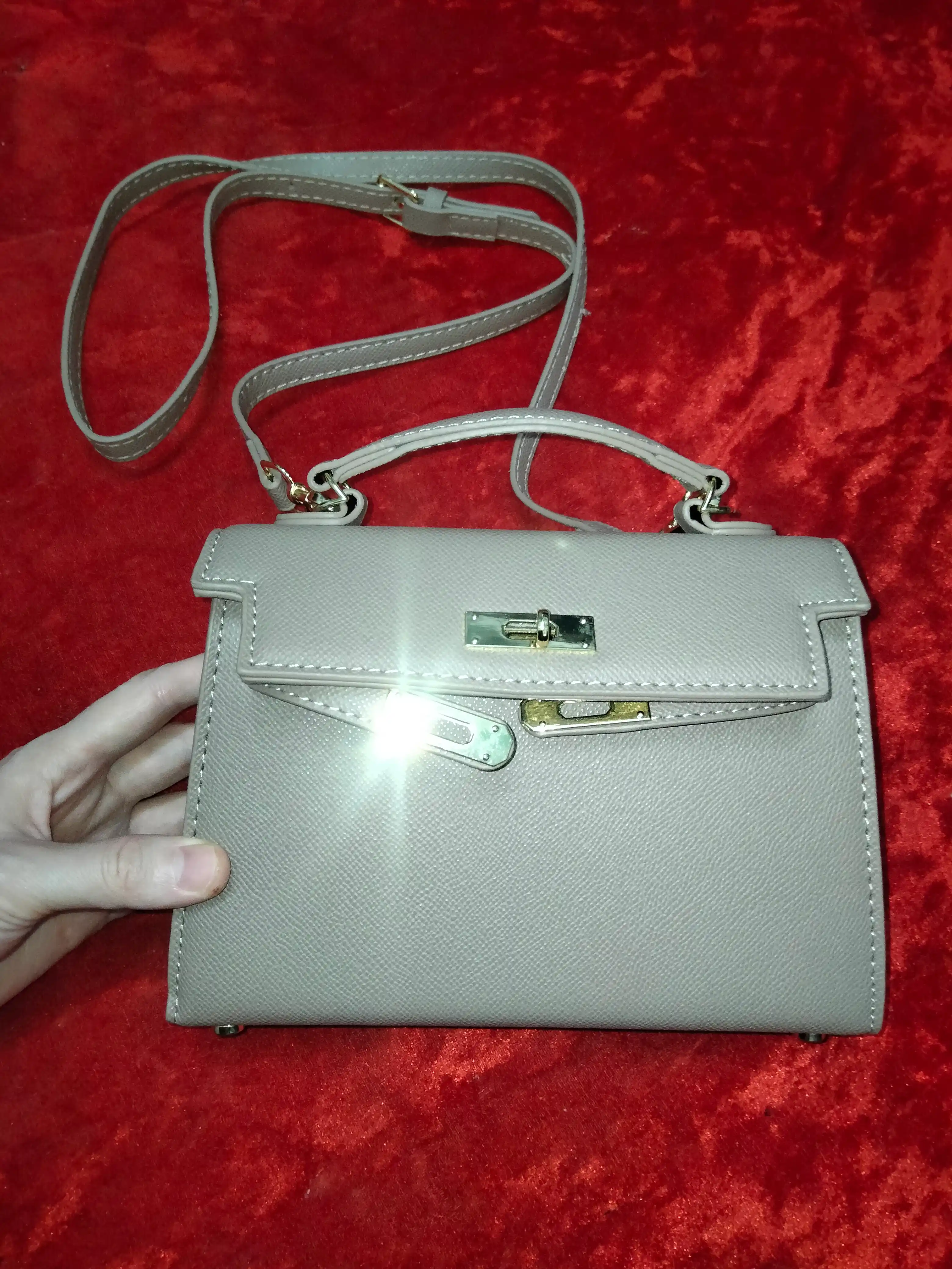 Hermes Kelly uslubidagi yelkaga o'sma kichkina ayollar sumkasi, sovg'a qizlar uchun