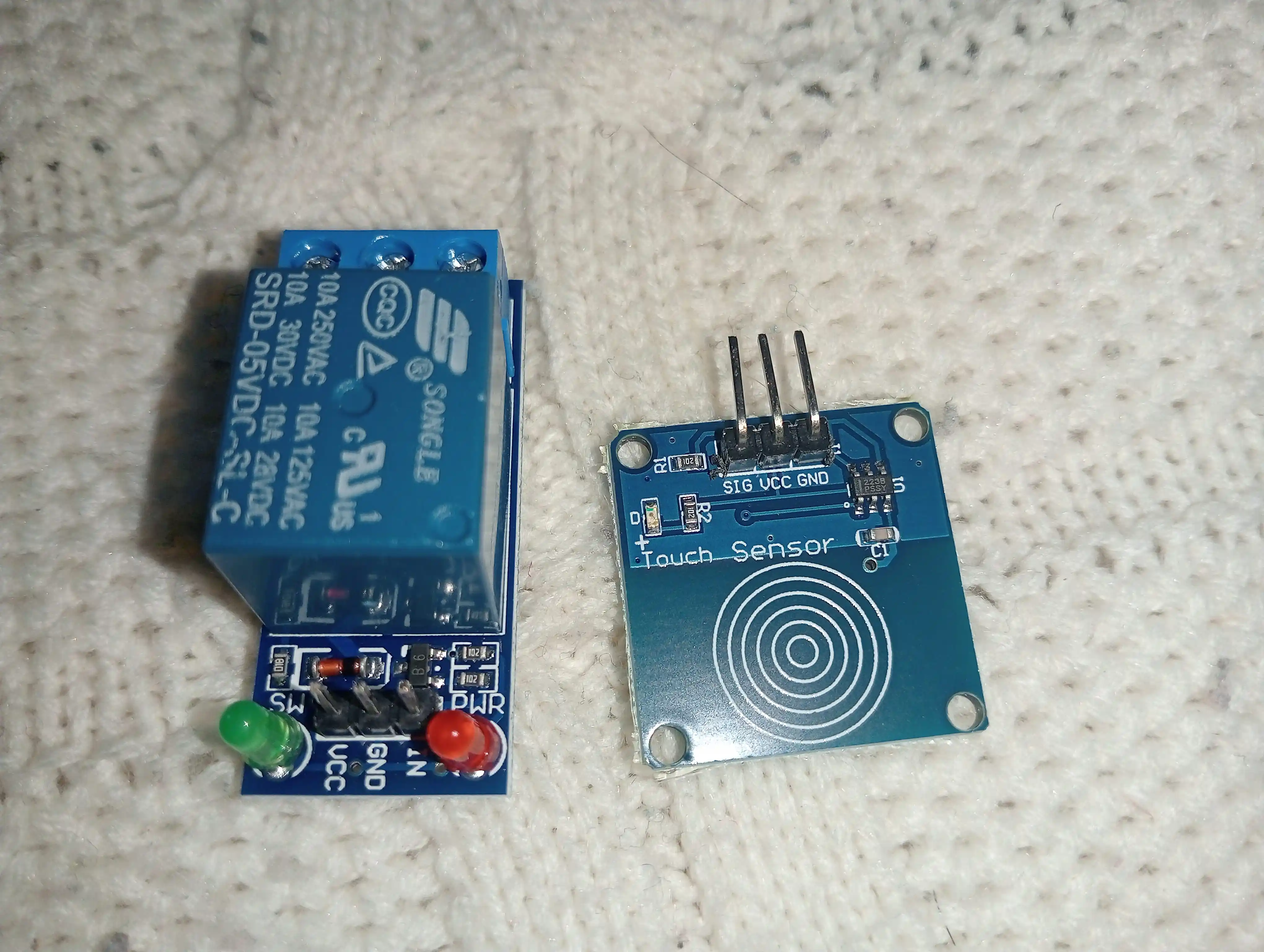 Rele moduli 1/2/3/4/6/8 kanal 5V 250V/10А