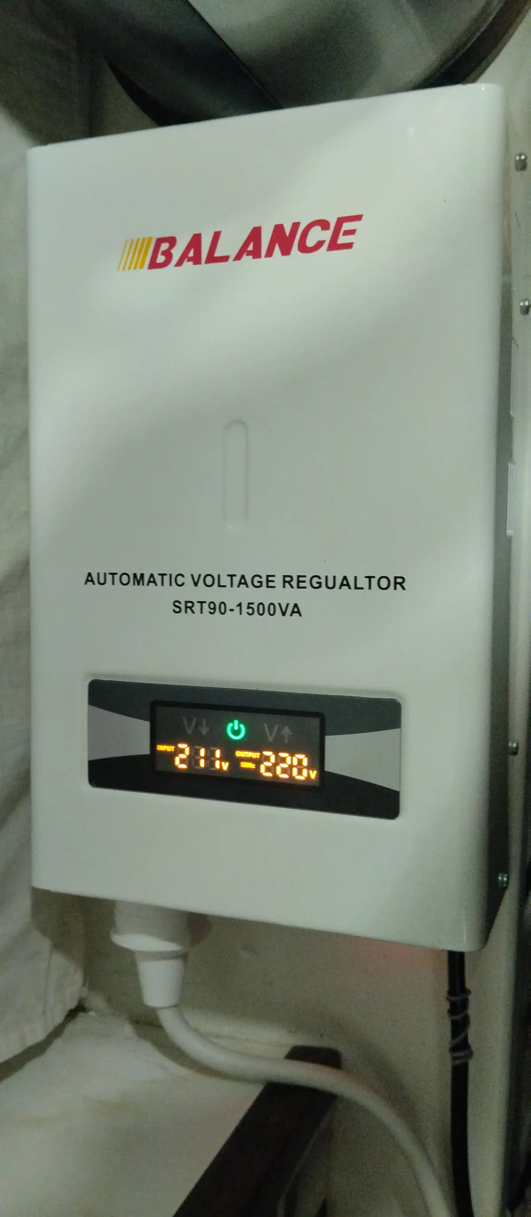 Stabilizator Releli 1500VA 95-275V Balance