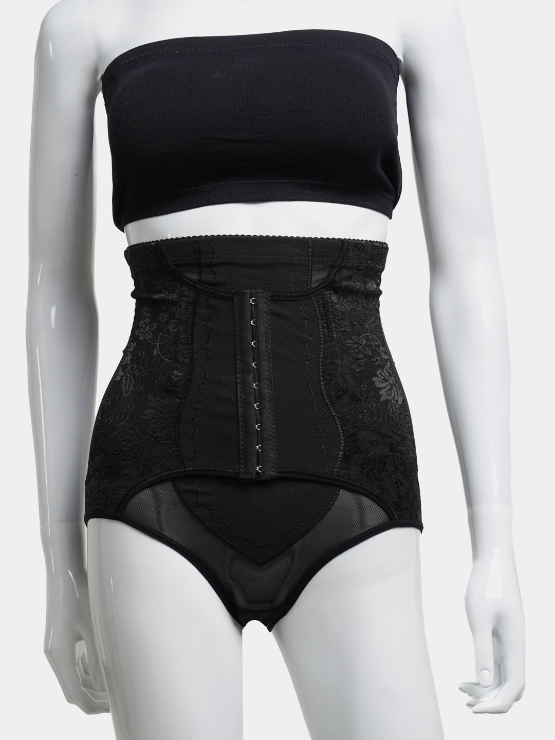 Yalangoch qizlar va mushuklar Lina va jinsiy aloqa