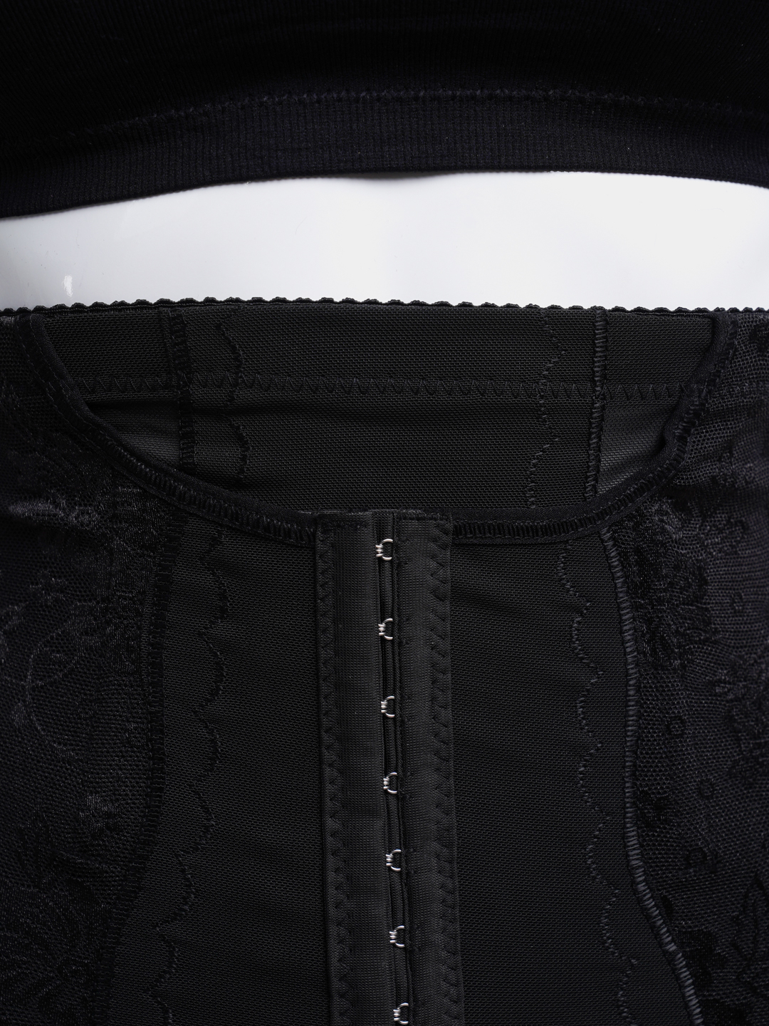 Lateks videodagi fohisha Lateks videodagi fohisha