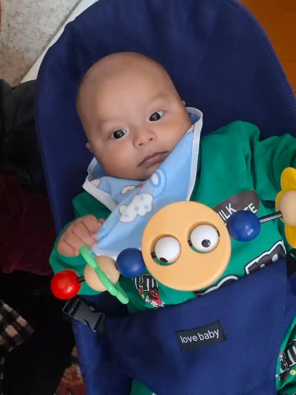 Слюнявчики для детей