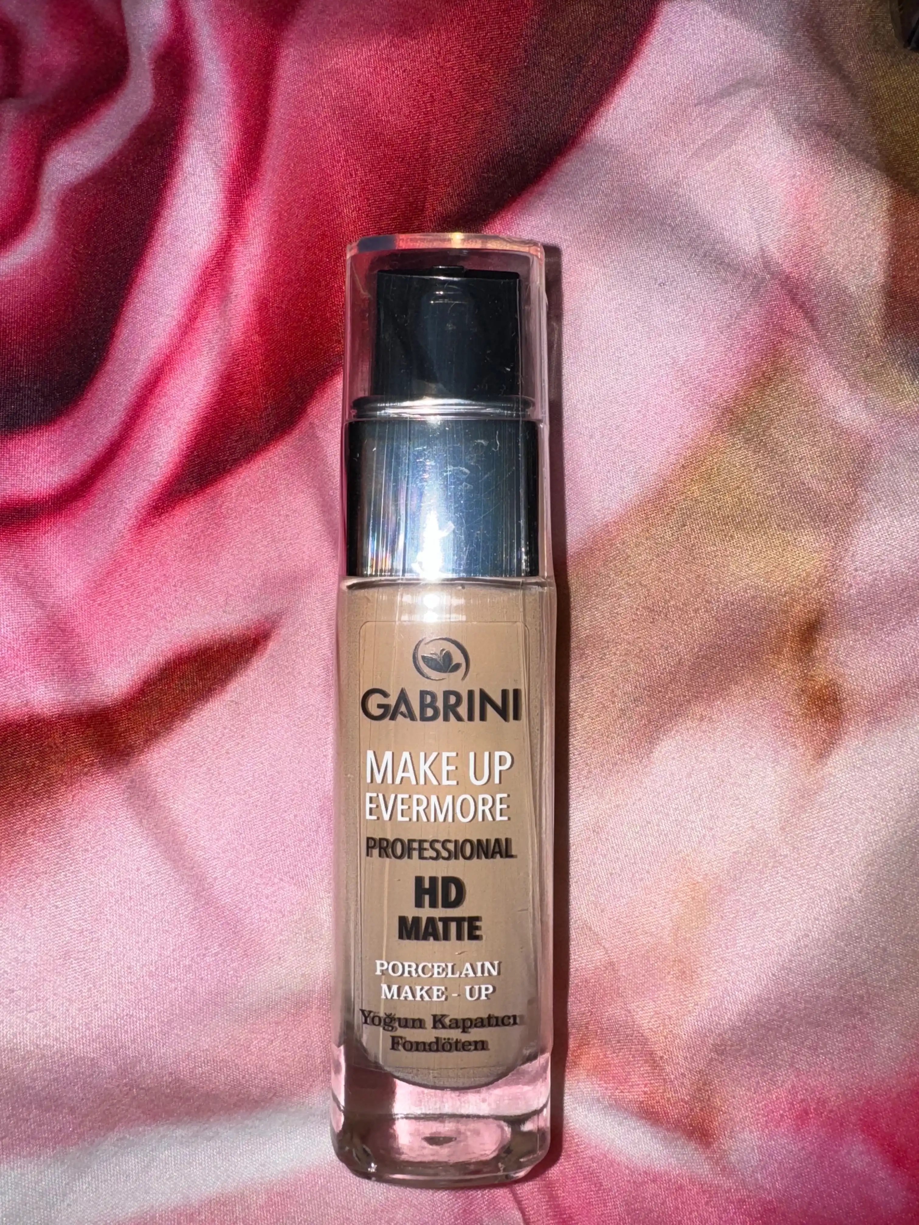 Ayollar uchun Gabrini matlovchi tonal kremi, HD Matte Make up Evermore foundation, 30 ml