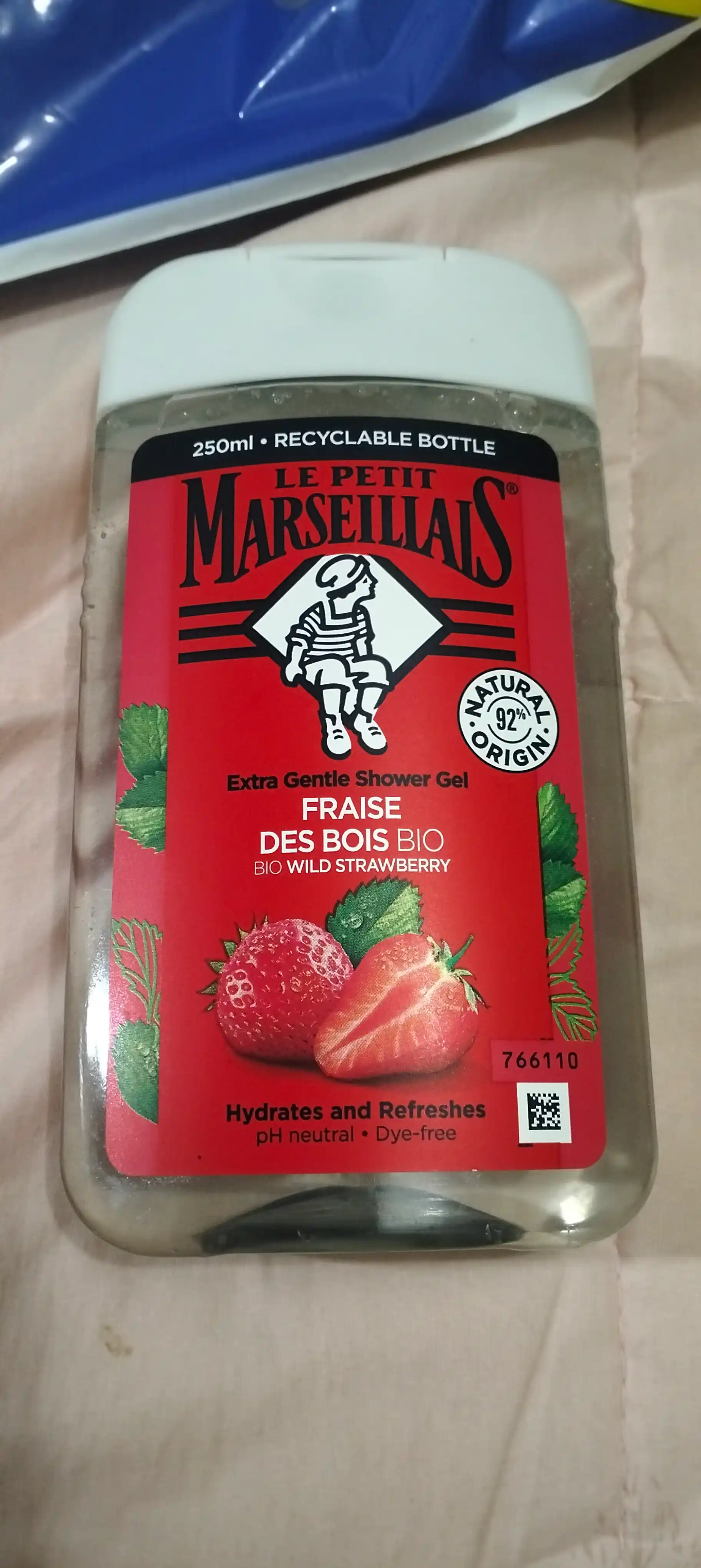 Dush uchun gel Le Petit Marseillais, provans qulupnay, 250 ml