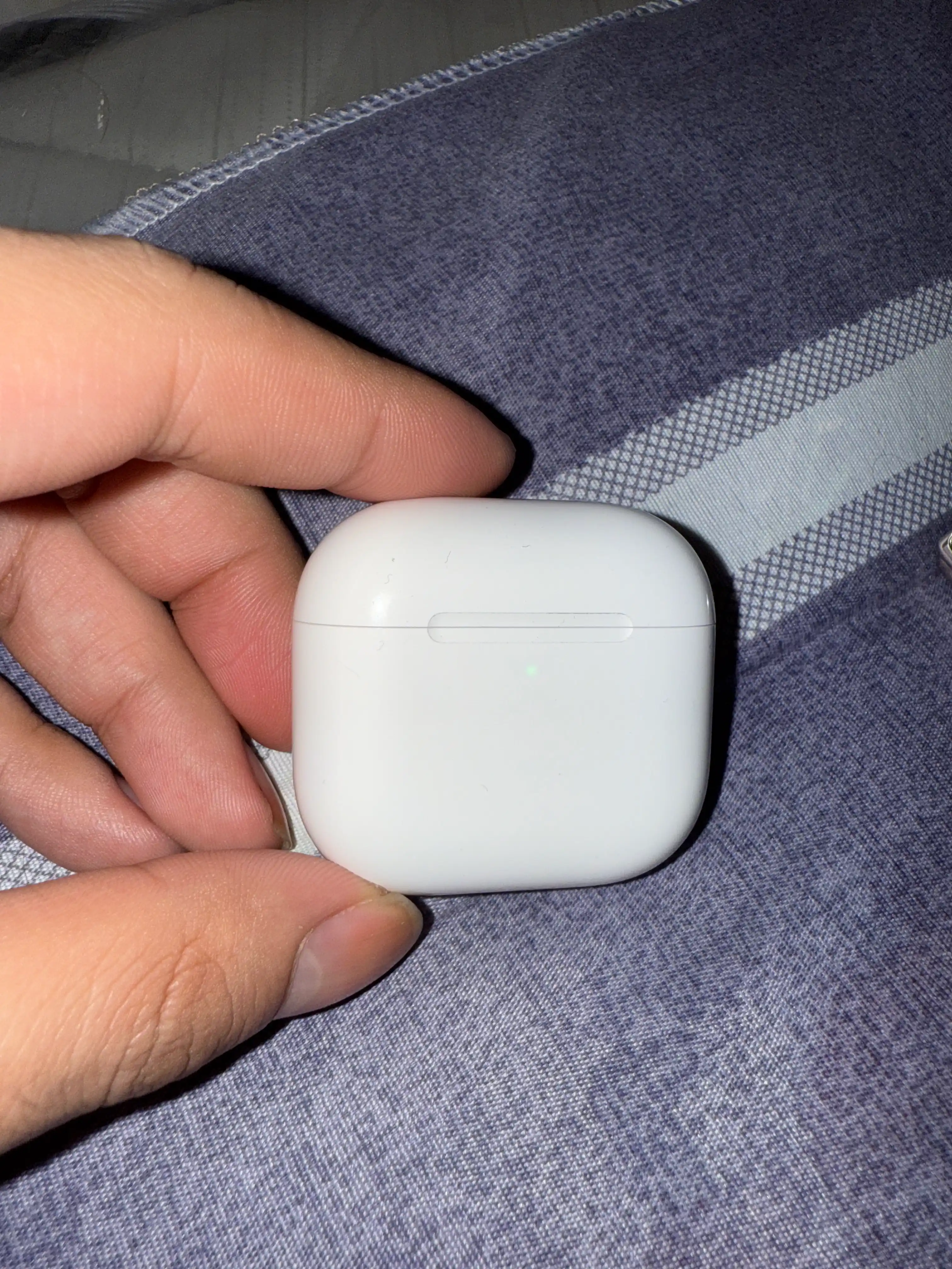 Simsiz quloqchinlar Apple AirPods 4 (2024) original