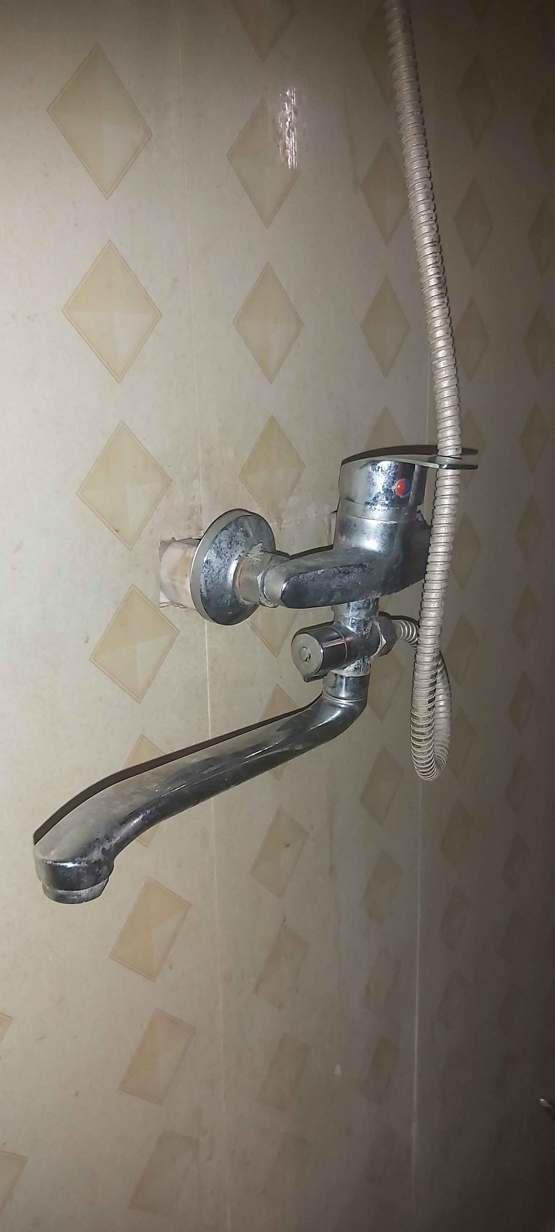 Смеситель для ванны Lebed