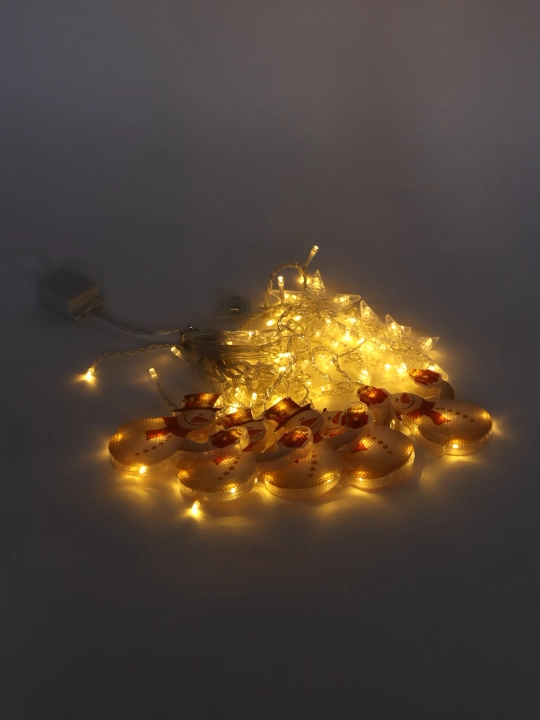 O'yinchoqli LED gulchambar-parda